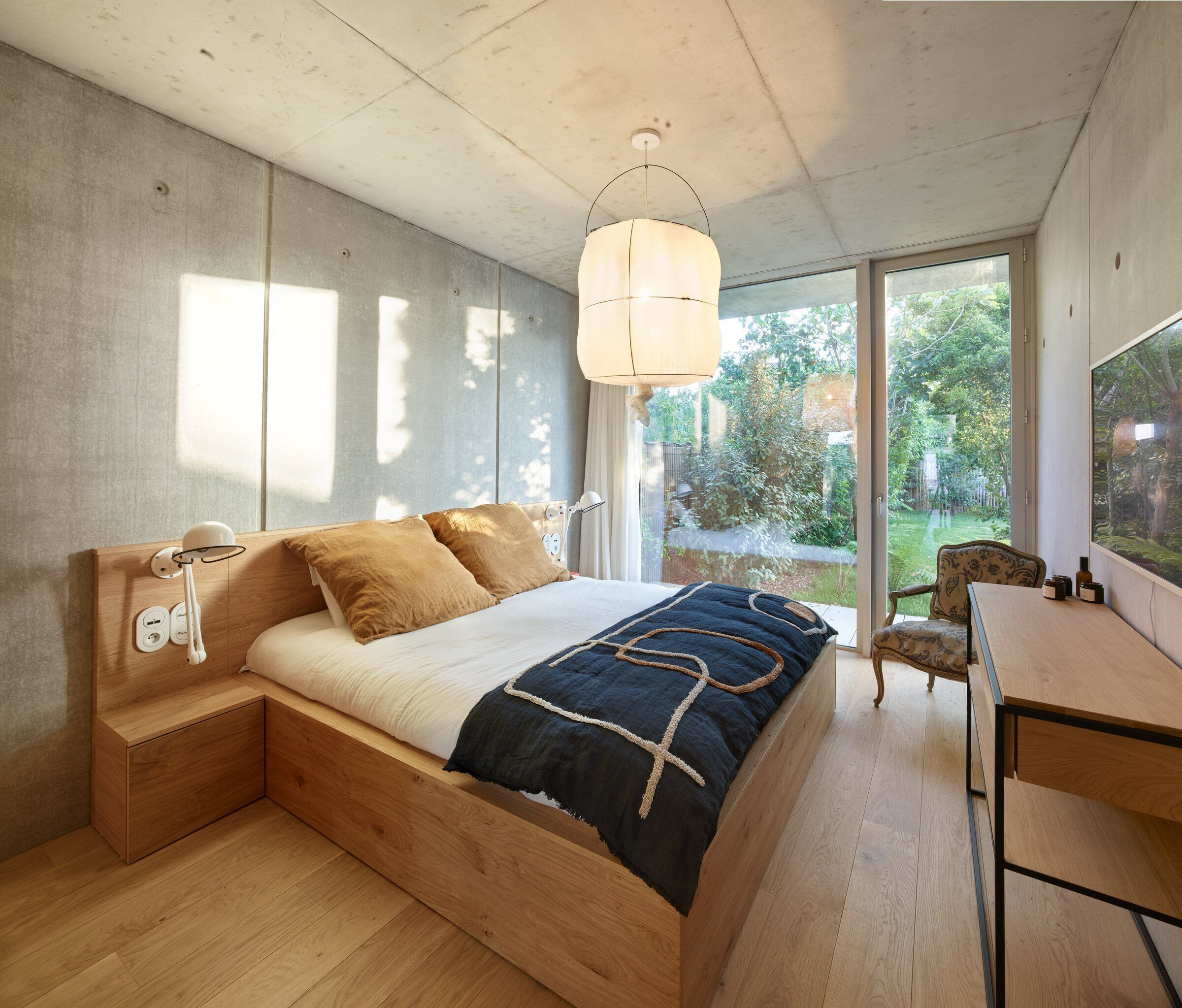 https://archello.com/story/114448/attachments/photos-videos/17 photo_credit Roland Halbe