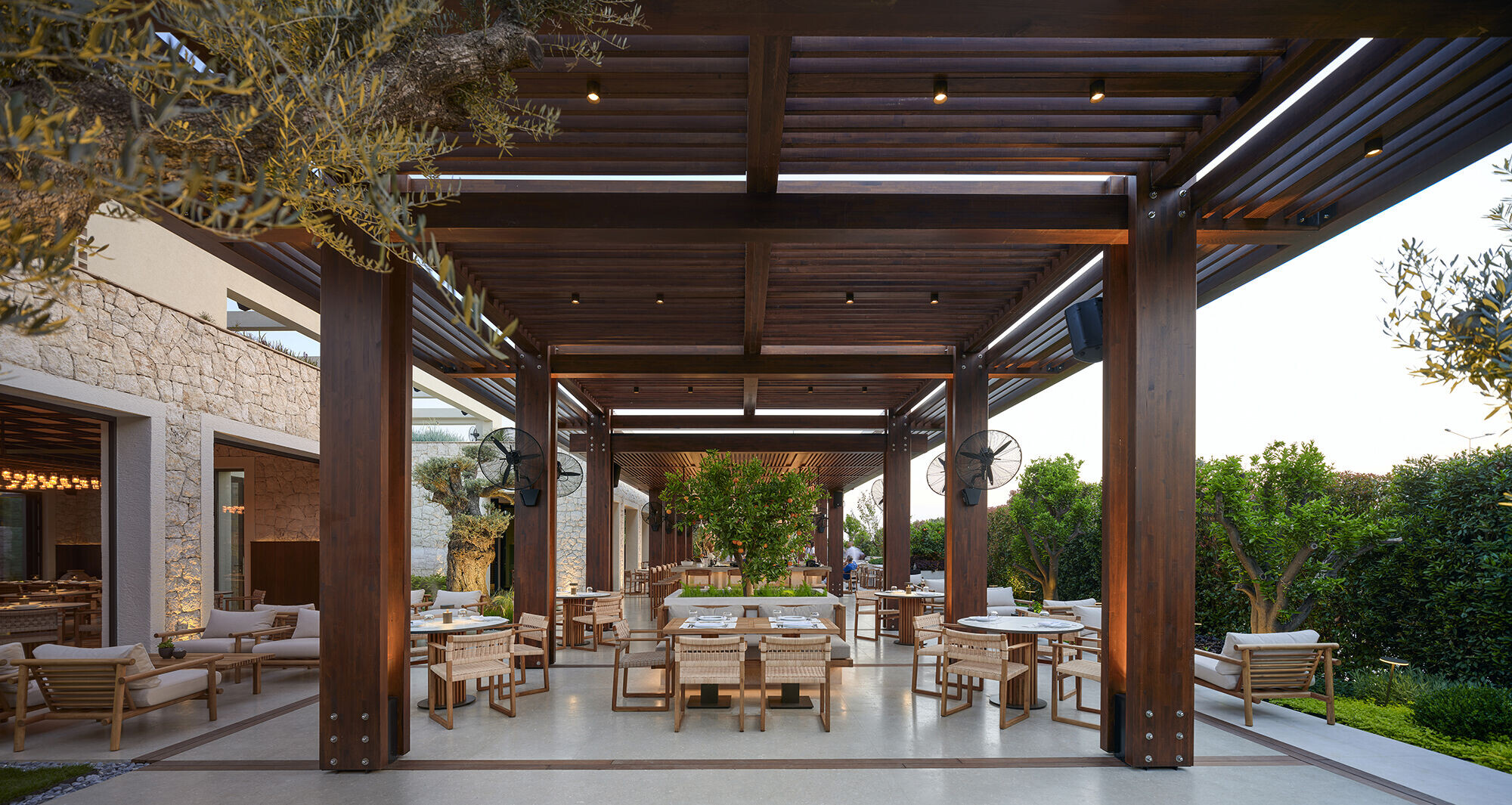 https://archello.com/story/114474/attachments/photos-videos/3 photo_credit Cemal Emden