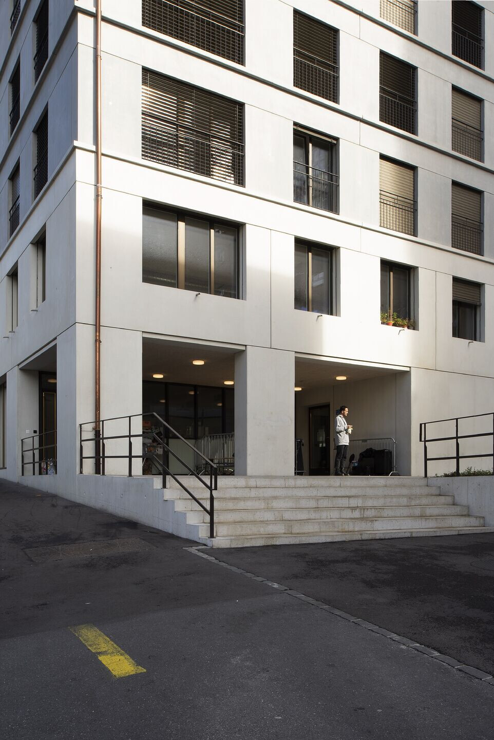 https://archello.com/story/114608/attachments/photos-videos/3 photo_credit Cécile Monnier
