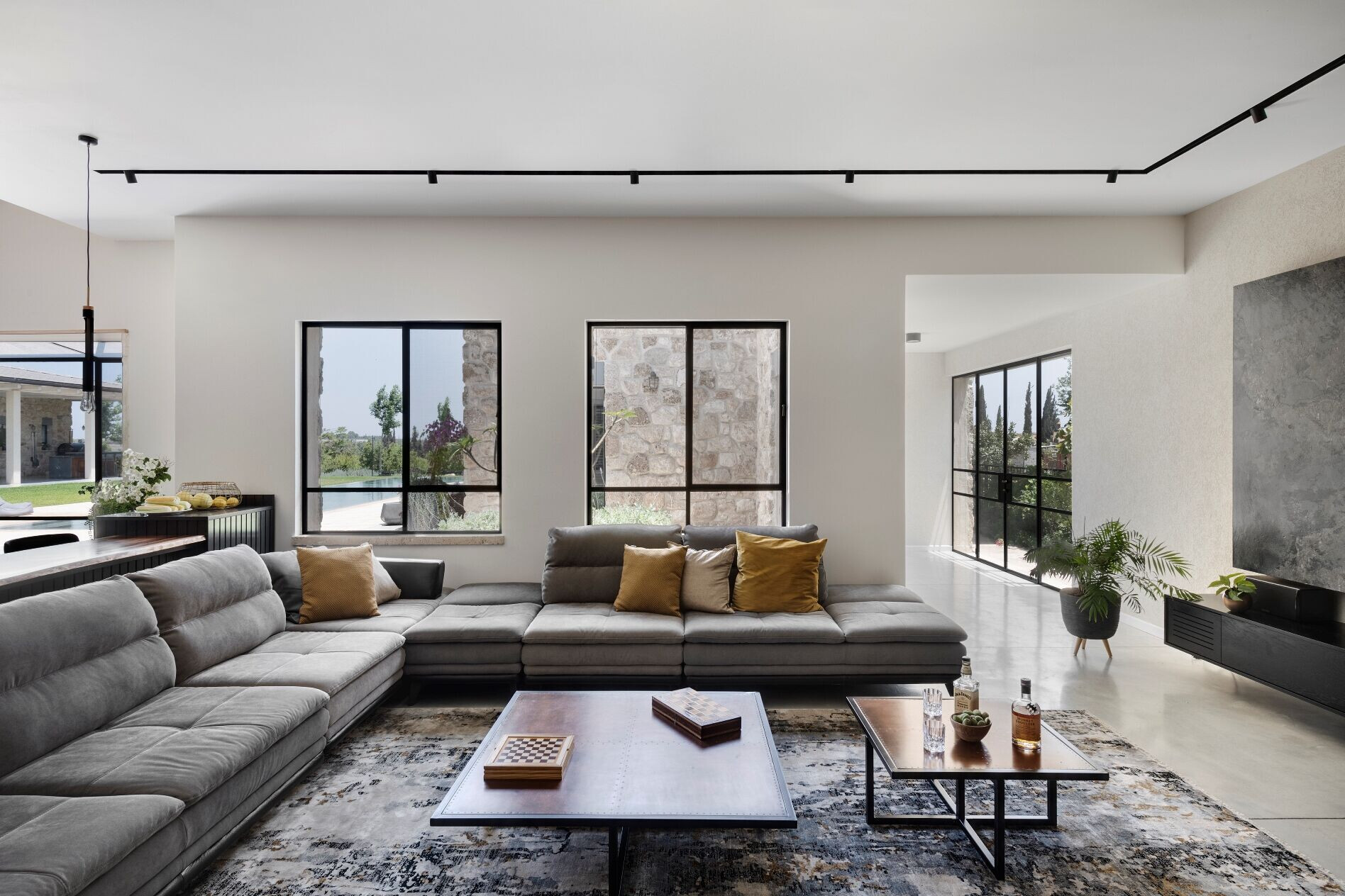 https://archello.com/story/114628/attachments/photos-videos/11 photo_credit Oded Smadar