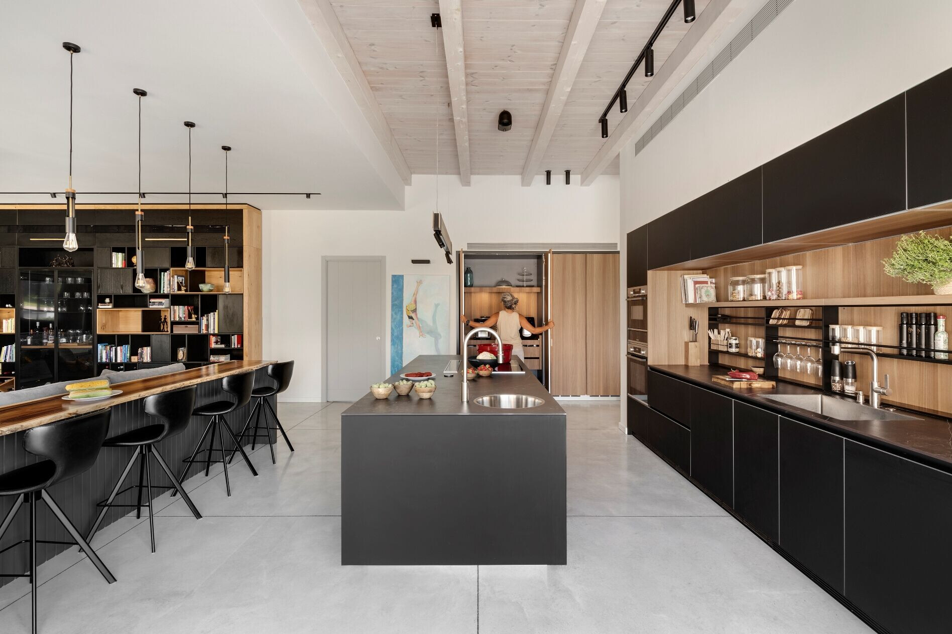 https://archello.com/story/114628/attachments/photos-videos/21 photo_credit Oded Smadar