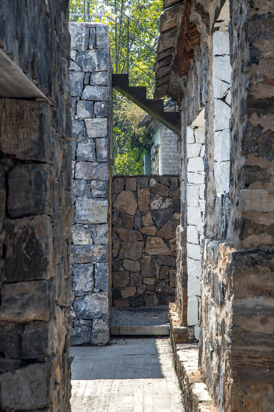 https://archello.com/story/114632/attachments/photos-videos/11 photo_credit Wang Ziling