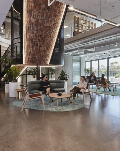 Australia's Leading Retailer Support Office