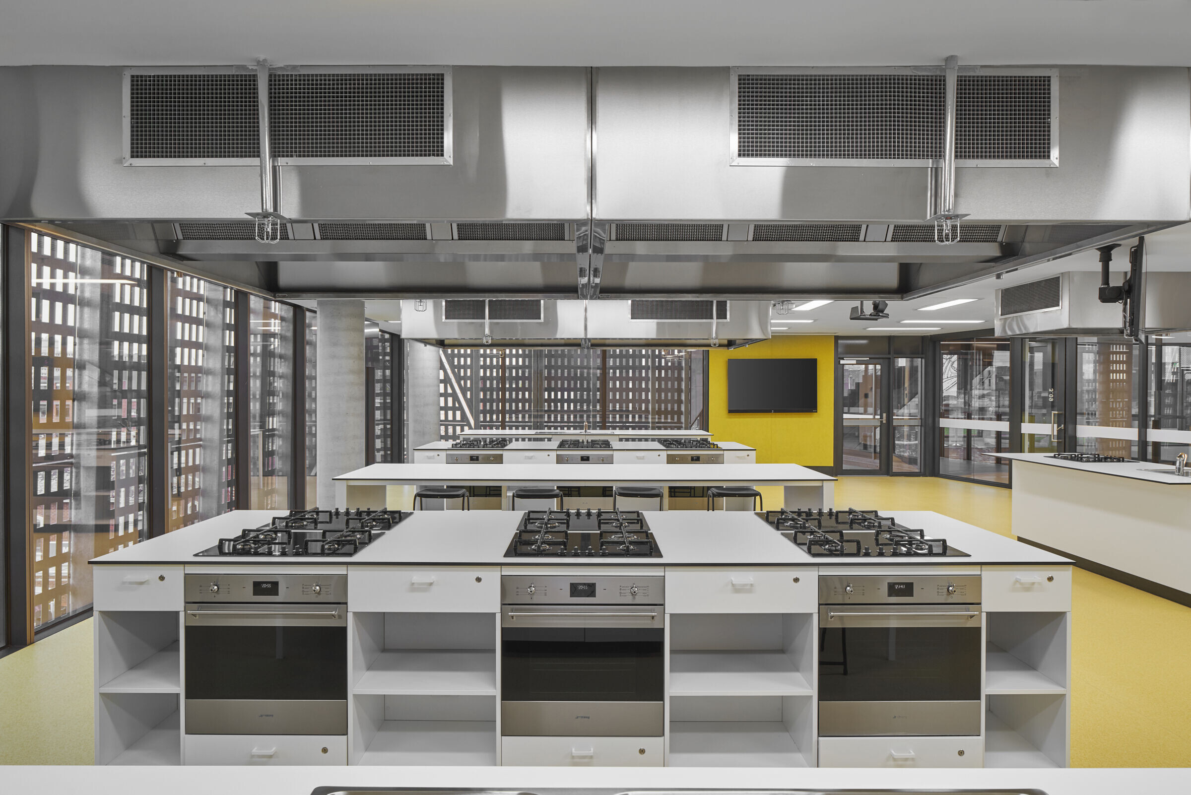 https://archello.com/story/114797/attachments/photos-videos/5 photo_credit Peter Clarke