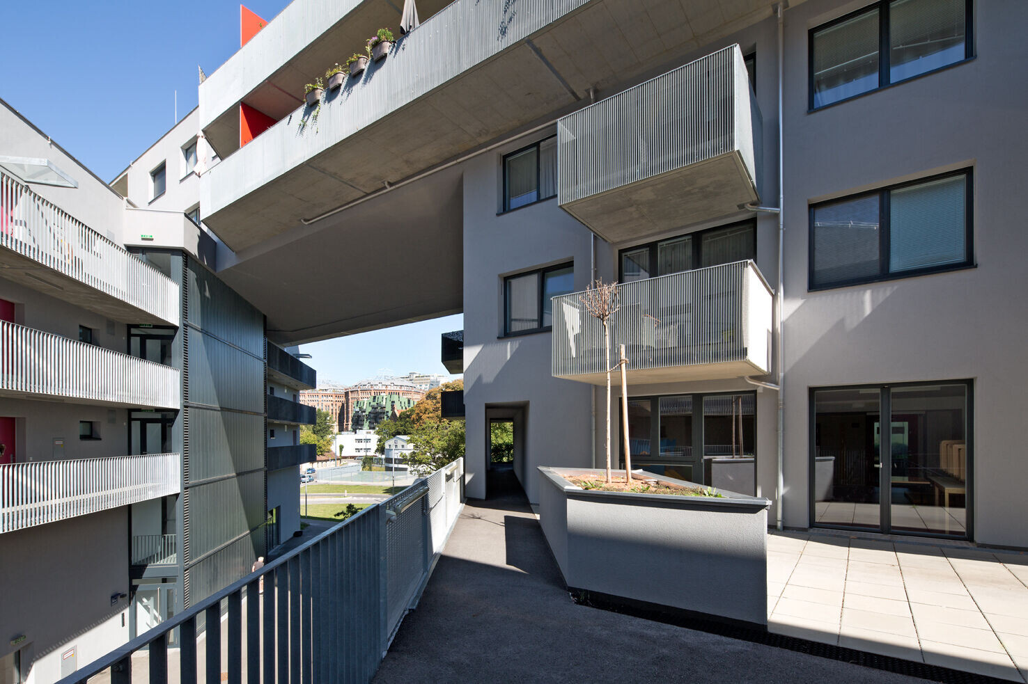 https://archello.com/story/114859/attachments/photos-videos/6 photo_credit Franz Ebner