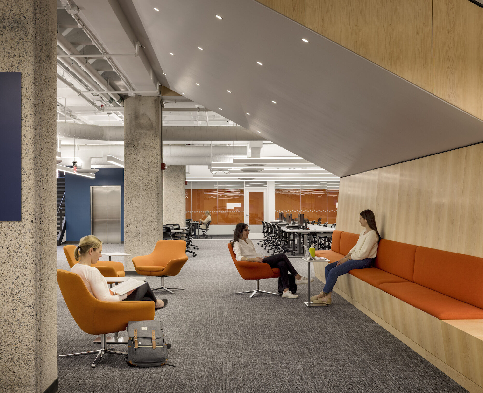 https://archello.com/story/114969/attachments/photos-videos/5 photo_credit Chipper Hatter