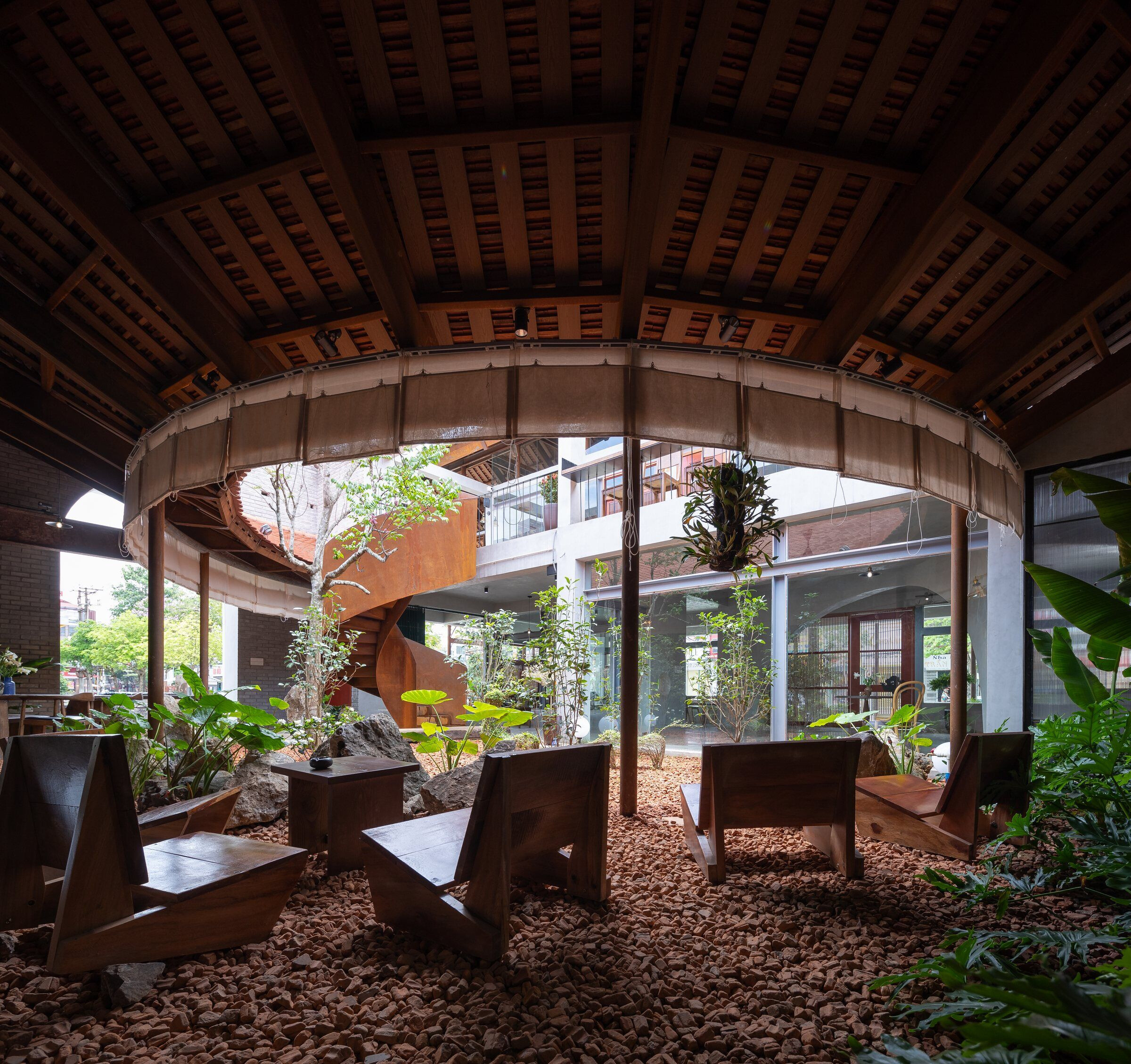 https://archello.com/story/114996/attachments/photos-videos/11 photo_credit Trieu Chien