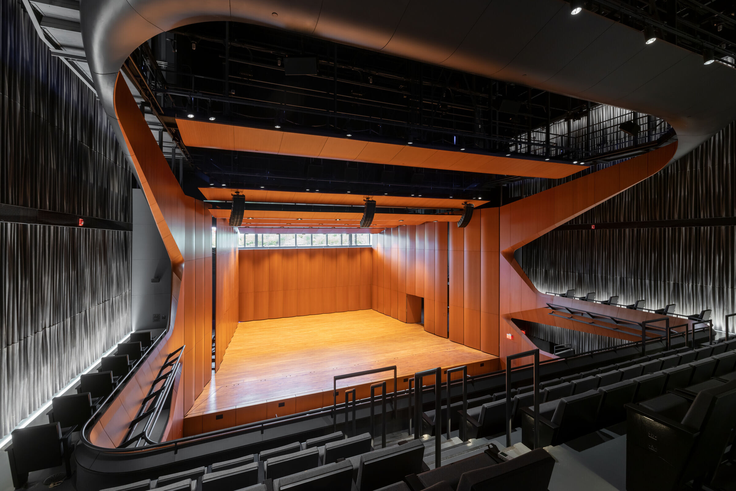 https://archello.com/story/115036/attachments/photos-videos/11 photo_credit Photography by Iwan Baan, Courtesy of Diller Scofidio + Renfro