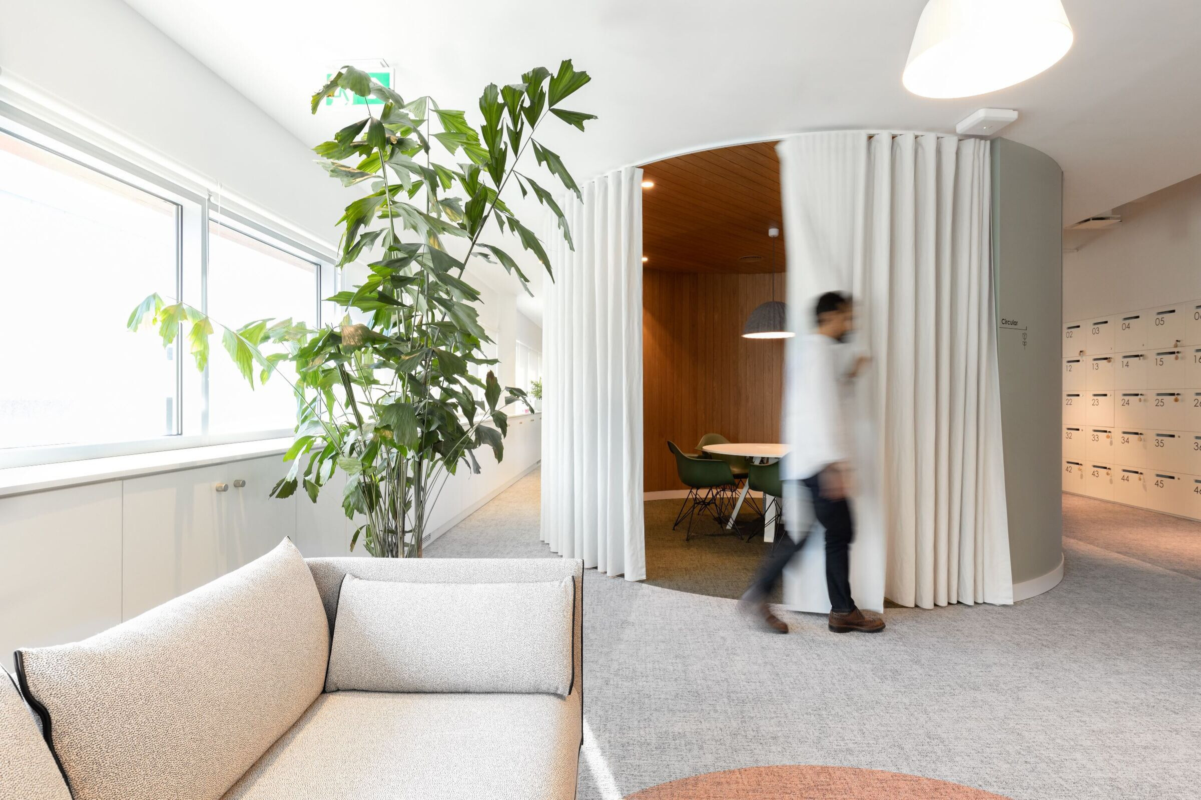 photo_credit Photography - Spacesandplaces.pt          Interior Architecture and Contractor - Vector Mais
