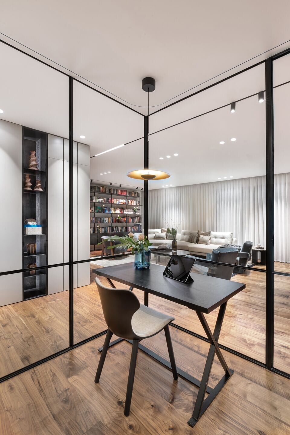https://archello.com/story/115096/attachments/photos-videos/5 photo_credit Amit Gosher