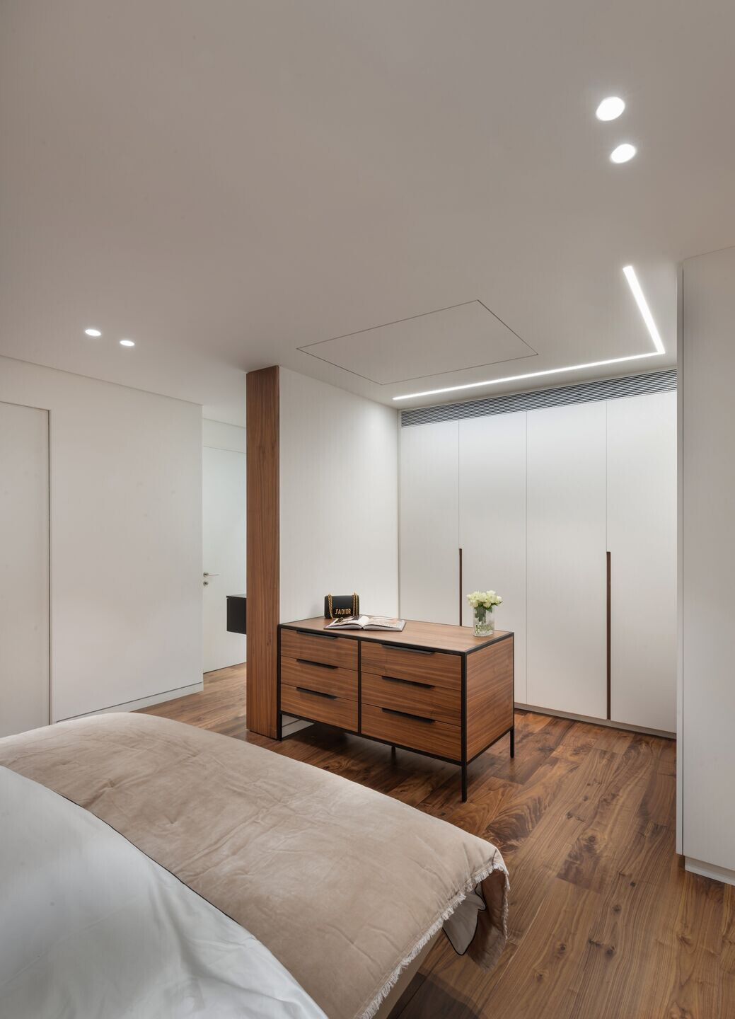 https://archello.com/story/115096/attachments/photos-videos/9 photo_credit Amit Gosher