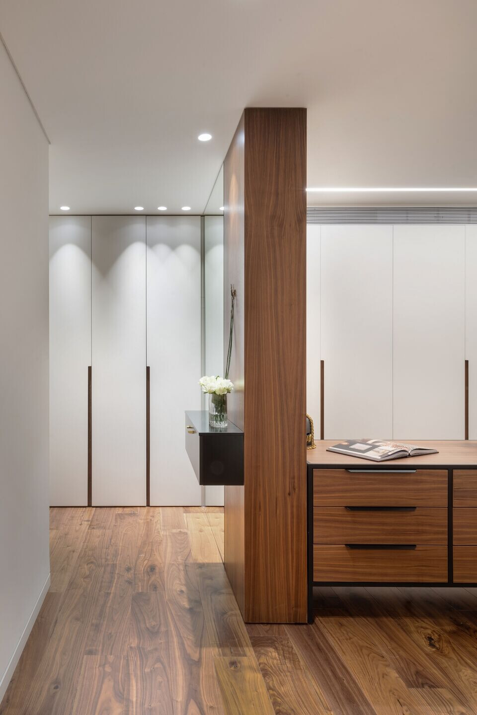 https://archello.com/story/115096/attachments/photos-videos/11 photo_credit Amit Gosher