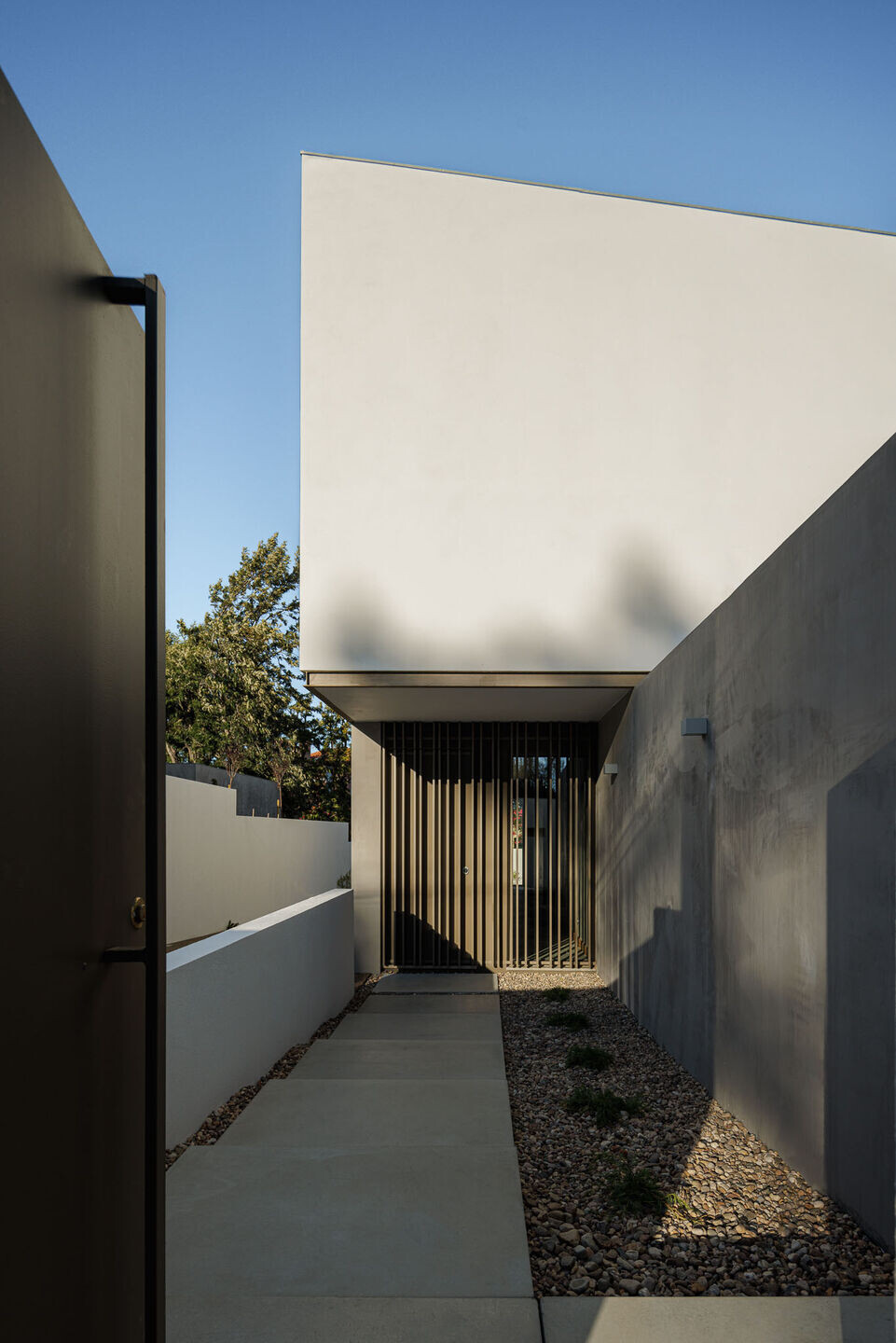 https://archello.com/story/115162/attachments/photos-videos/16 photo_credit Ivo Tavares Studio