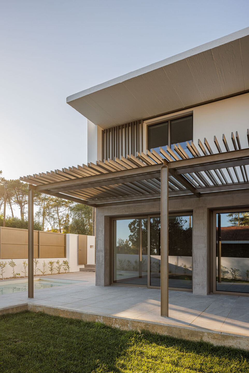 https://archello.com/story/115162/attachments/photos-videos/20 photo_credit Ivo Tavares Studio