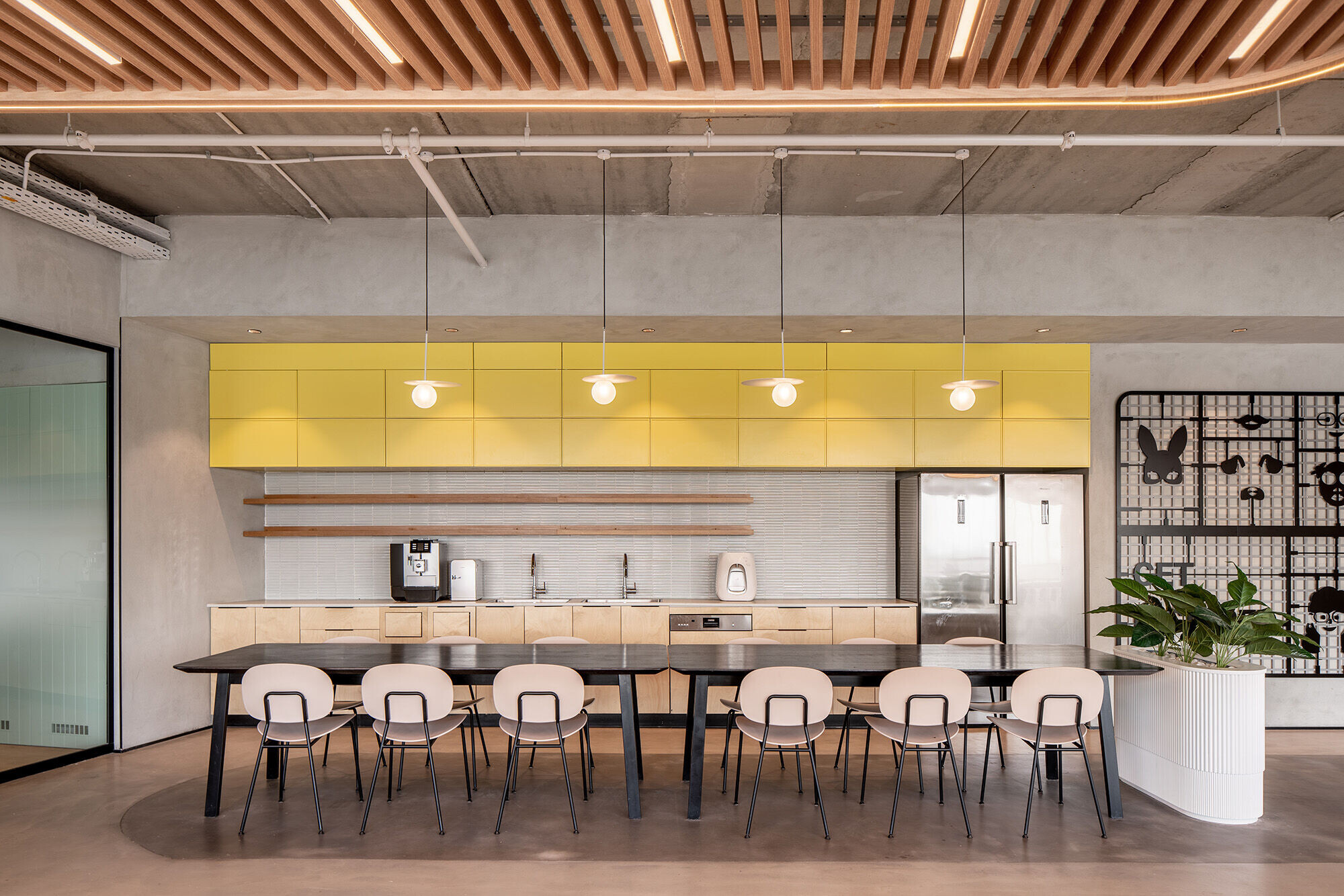 https://archello.com/story/115263/attachments/photos-videos/9 photo_credit Peled studio