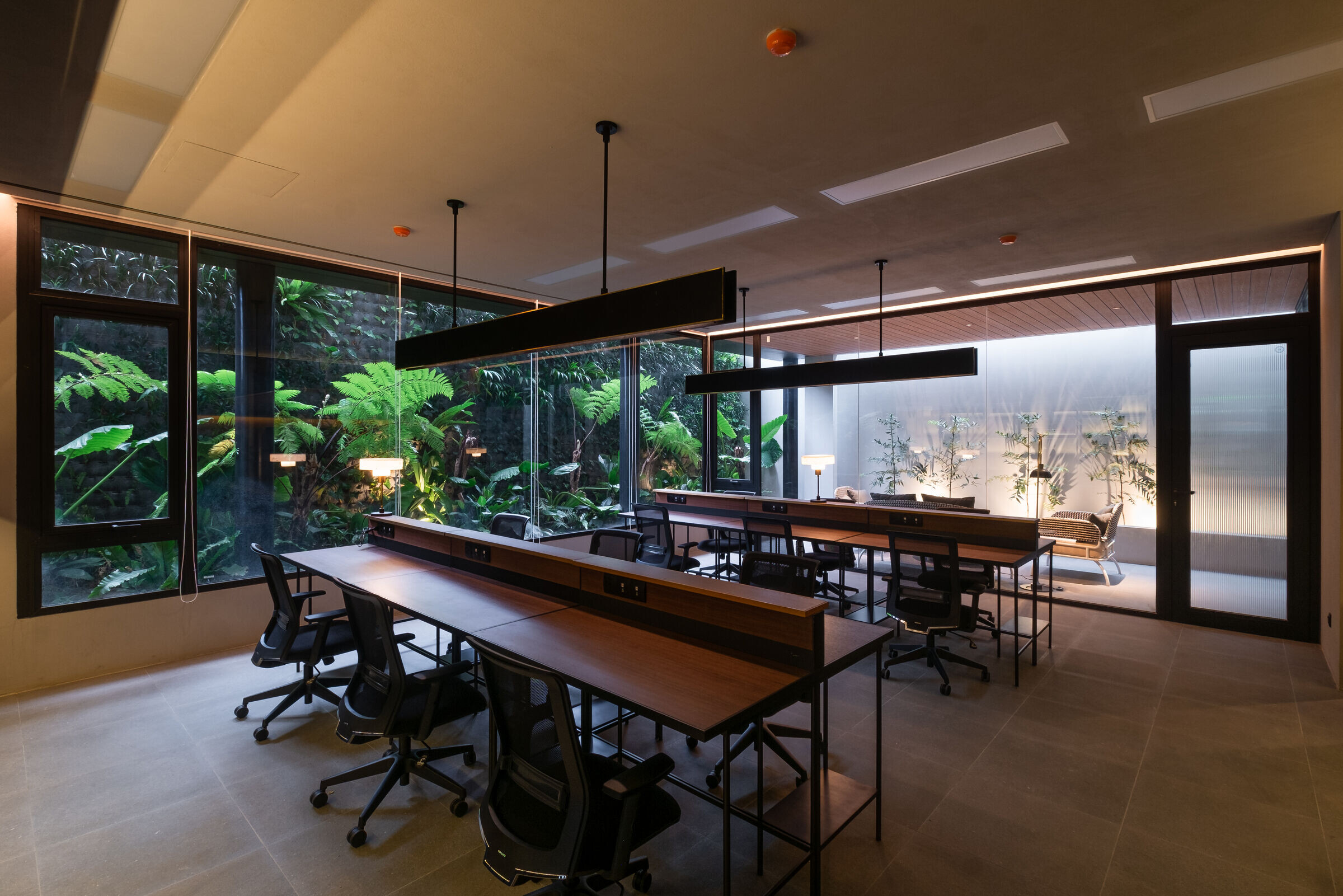 https://archello.com/story/115373/attachments/photos-videos/6 photo_credit Liandro Siringoringo