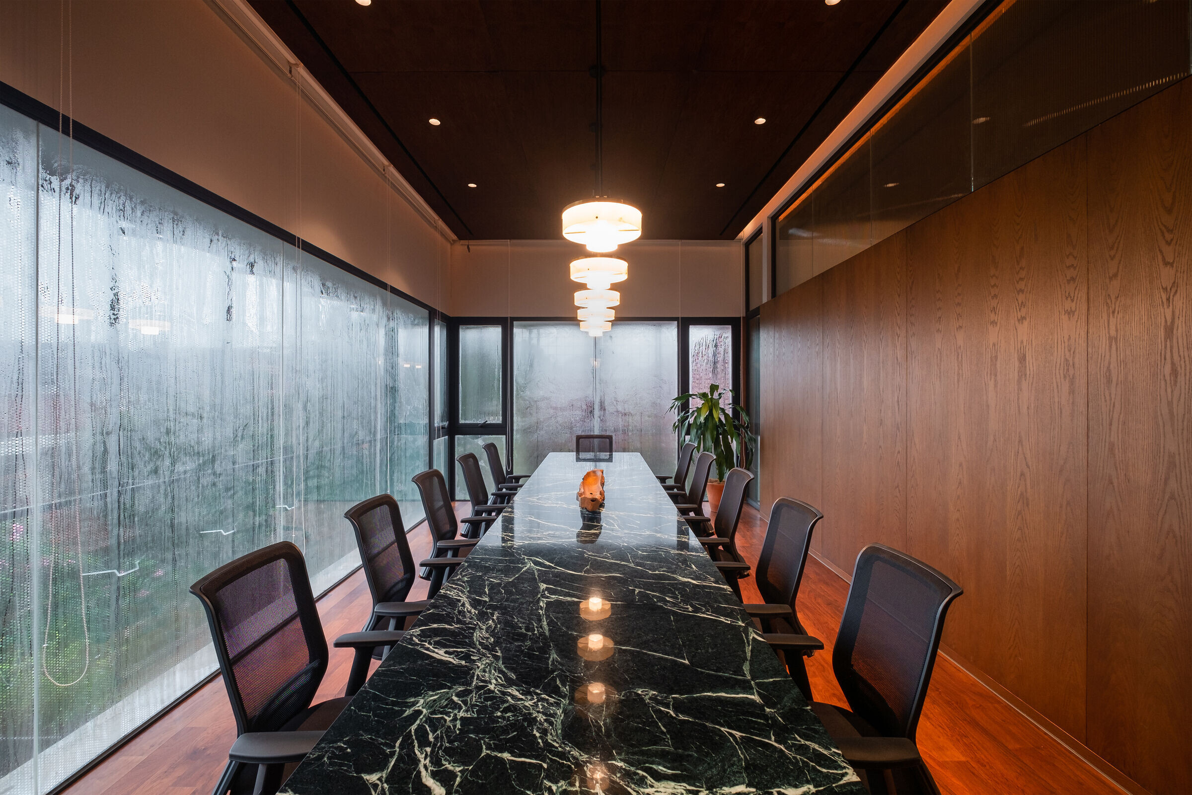 https://archello.com/story/115373/attachments/photos-videos/8 photo_credit Liandro Siringoringo