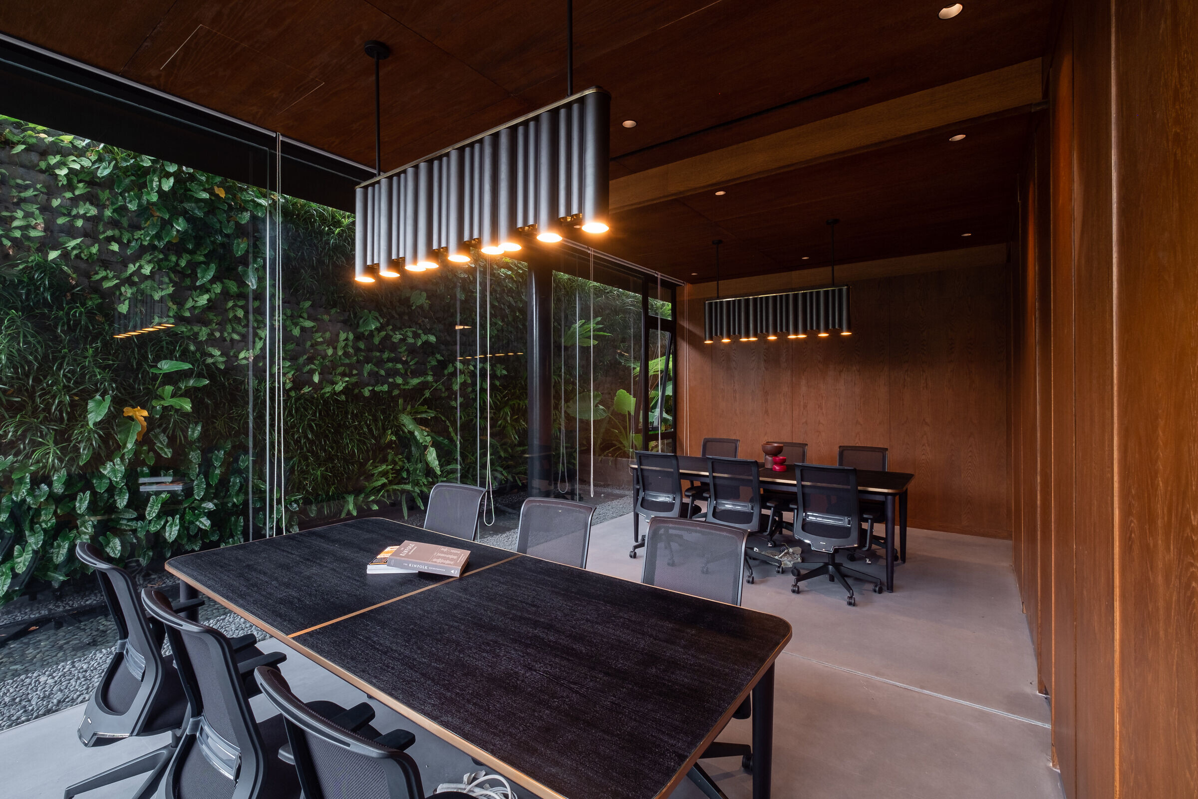 https://archello.com/story/115373/attachments/photos-videos/28 photo_credit Liandro Siringoringo