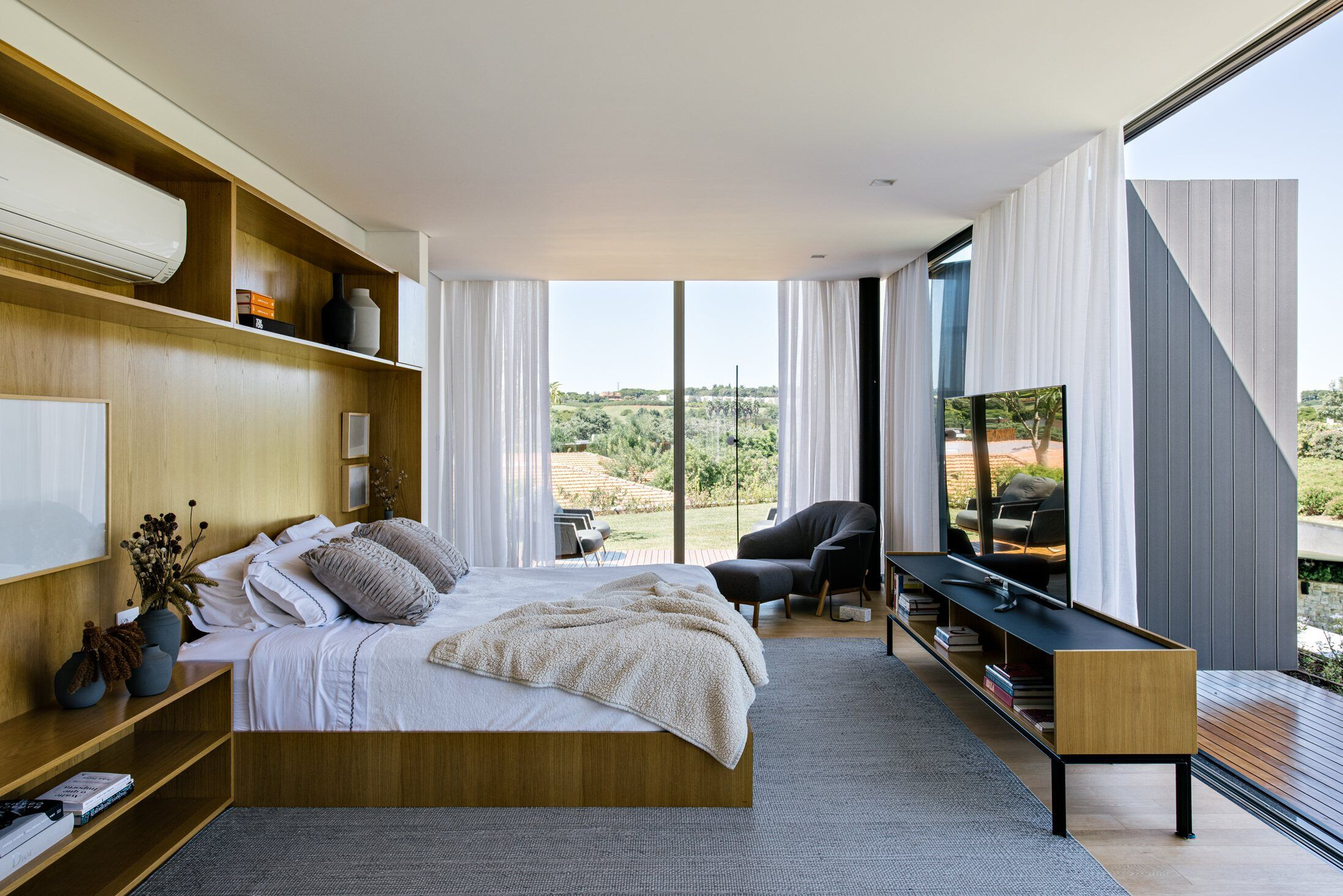 https://archello.com/story/115407/attachments/photos-videos/71 photo_credit Fran Parente