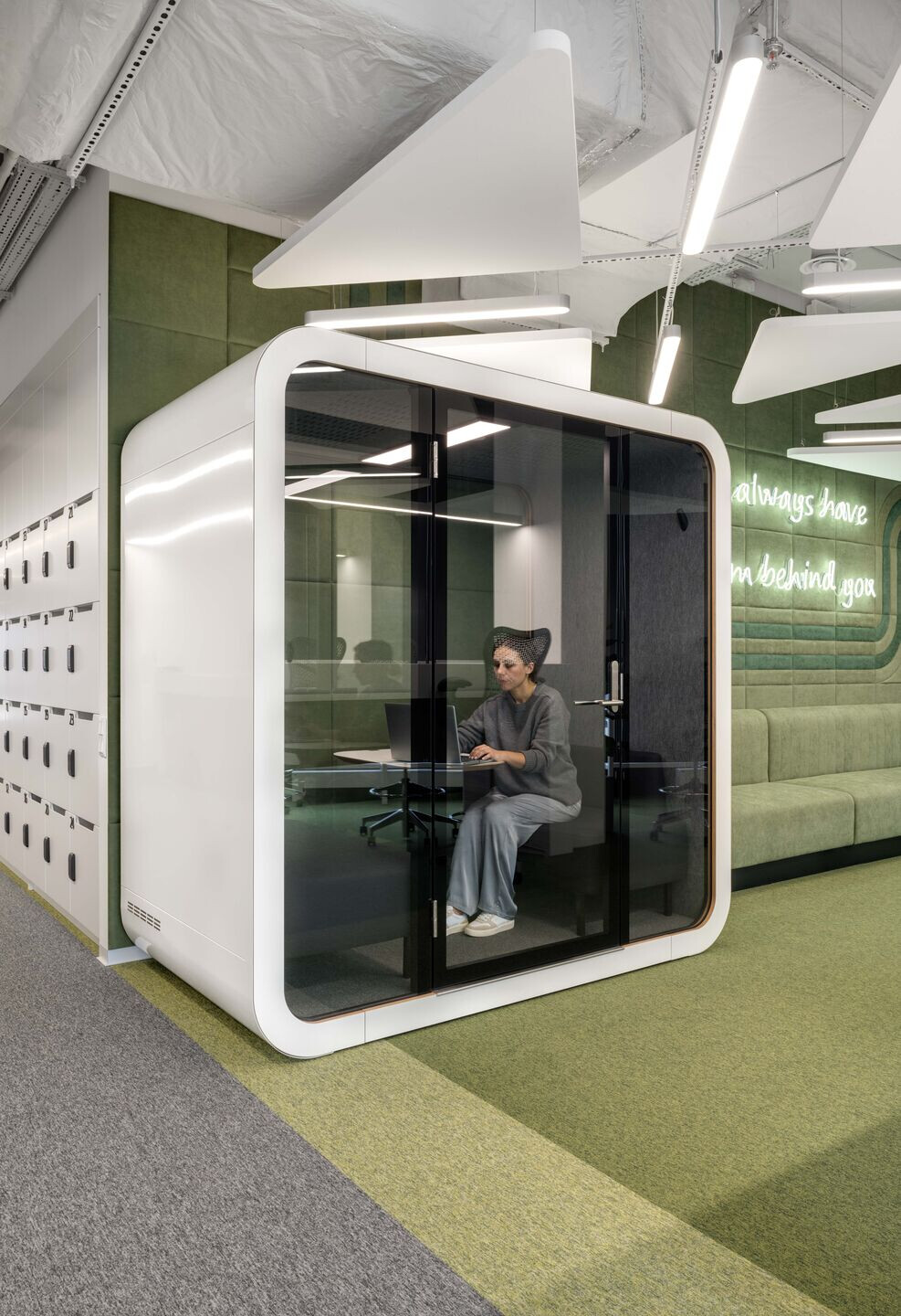 https://archello.com/story/115577/attachments/photos-videos/7 photo_credit Max Artbovich