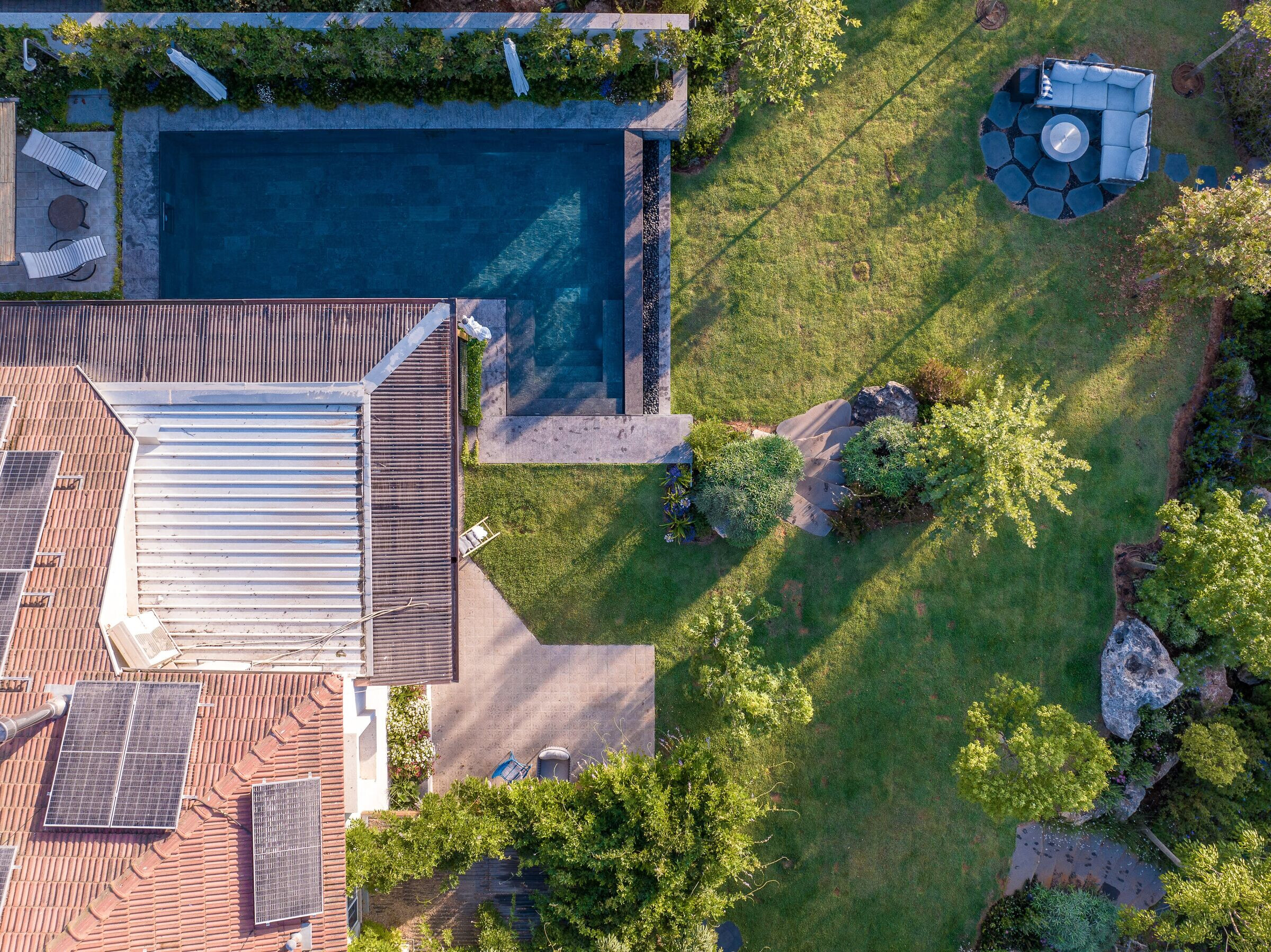 https://archello.com/story/115747/attachments/photos-videos/3 photo_credit Oren Alon