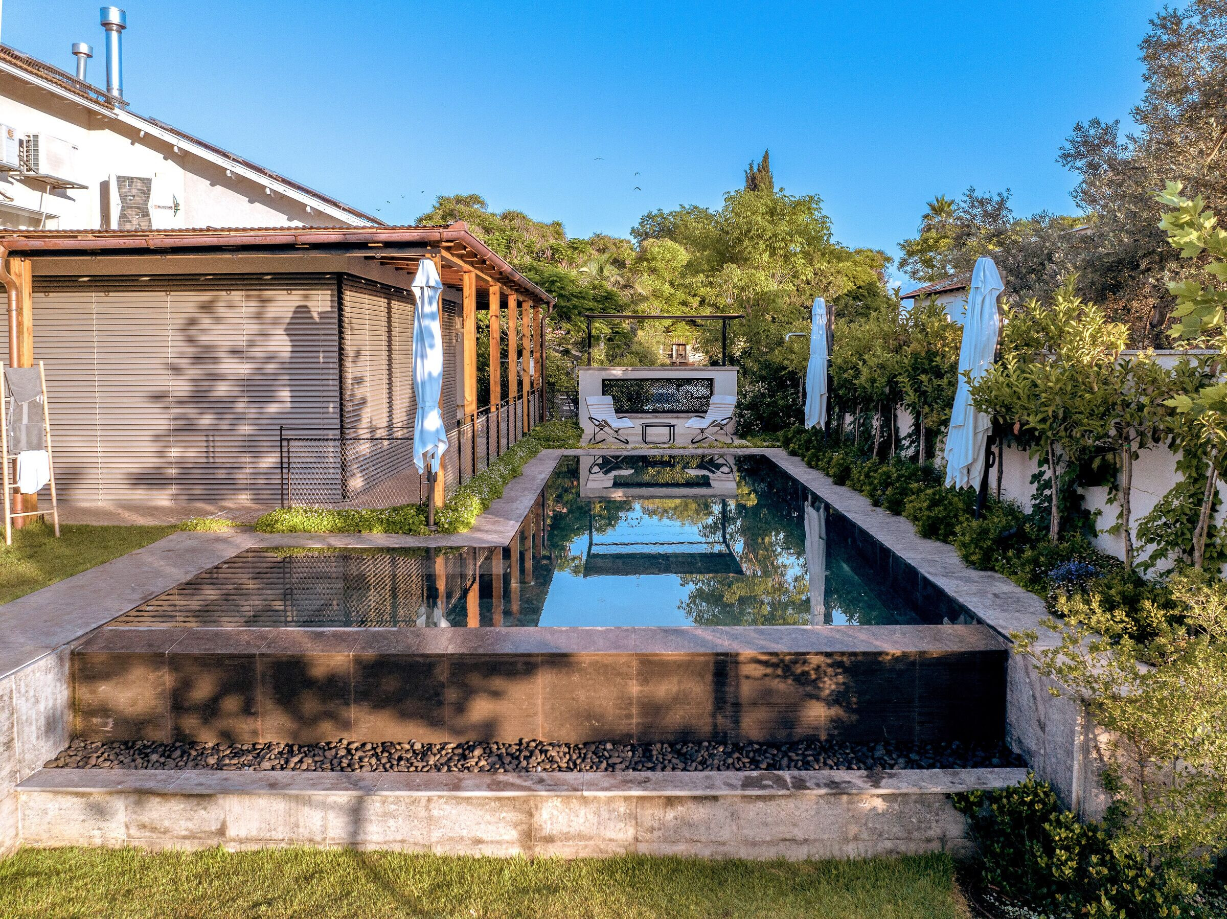 https://archello.com/story/115747/attachments/photos-videos/10 photo_credit Oren Alon