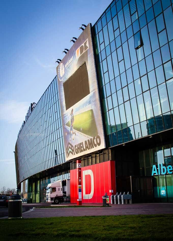 https://archello.com/story/115781/attachments/photos-videos/3 photo_credit © Meyvaert, © Valérie Clarysse