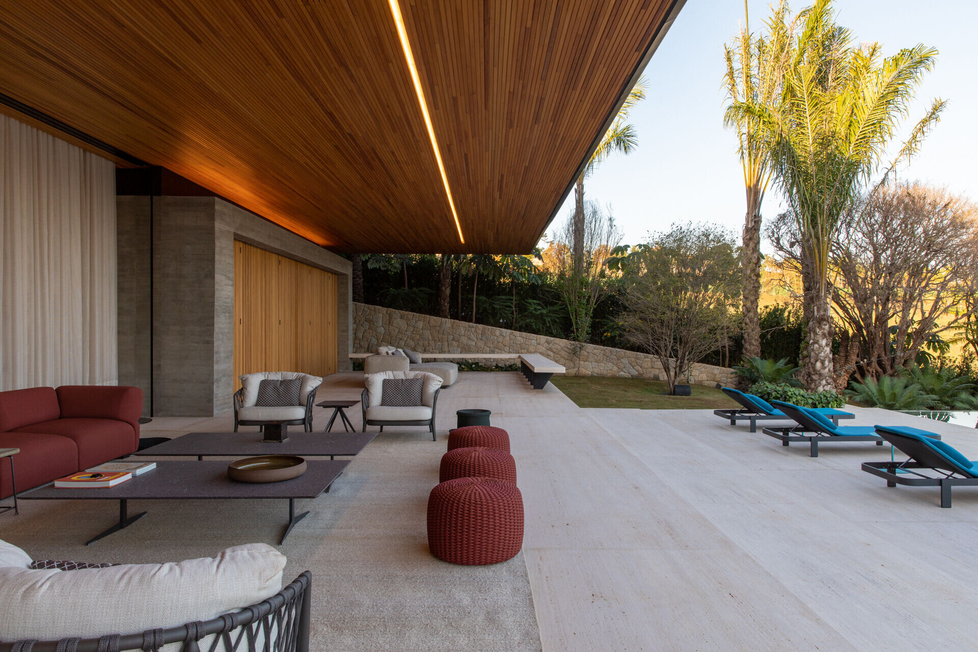 https://archello.com/story/115828/attachments/photos-videos/15 photo_credit MAÍRA ACAYABA