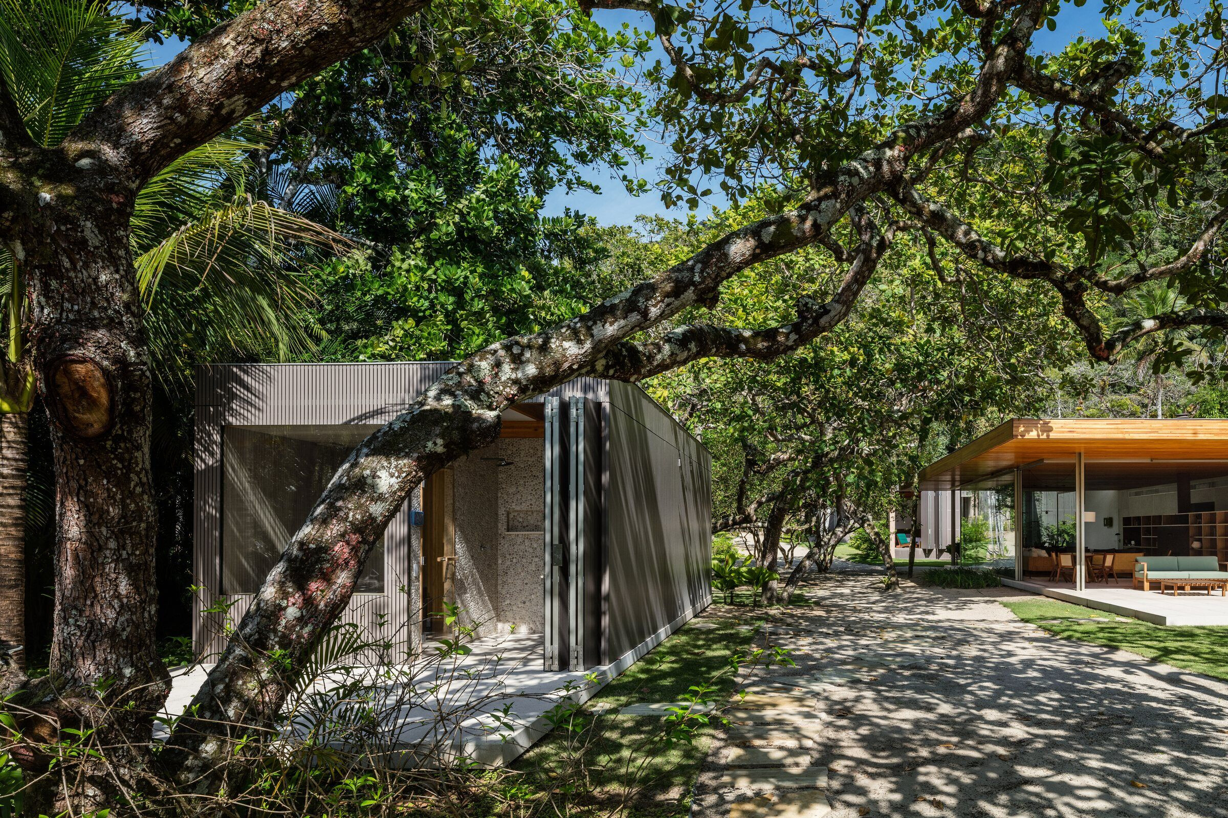 https://archello.com/story/115864/attachments/photos-videos/9 photo_credit Nelson Kon