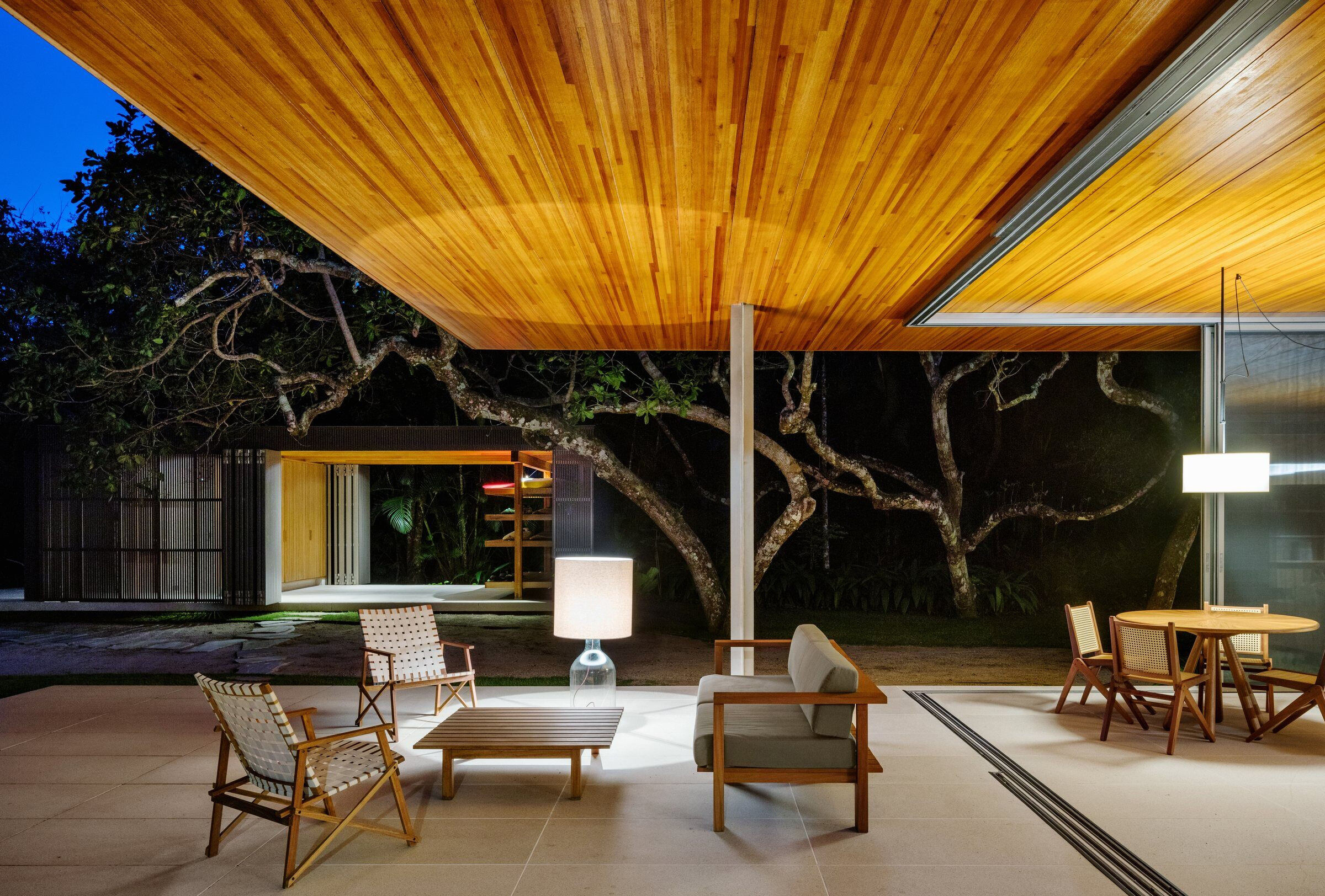 https://archello.com/story/115864/attachments/photos-videos/25 photo_credit Nelson Kon