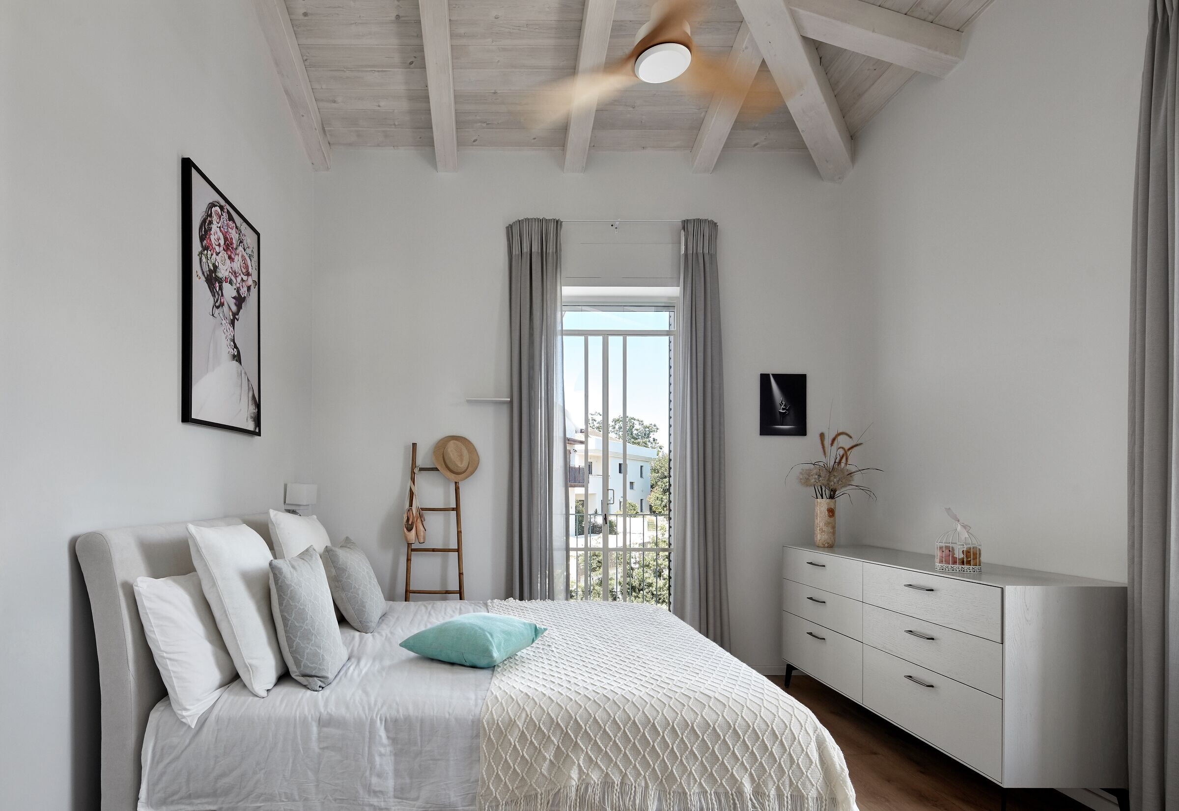 https://archello.com/story/115933/attachments/photos-videos/10 photo_credit Shay Gal