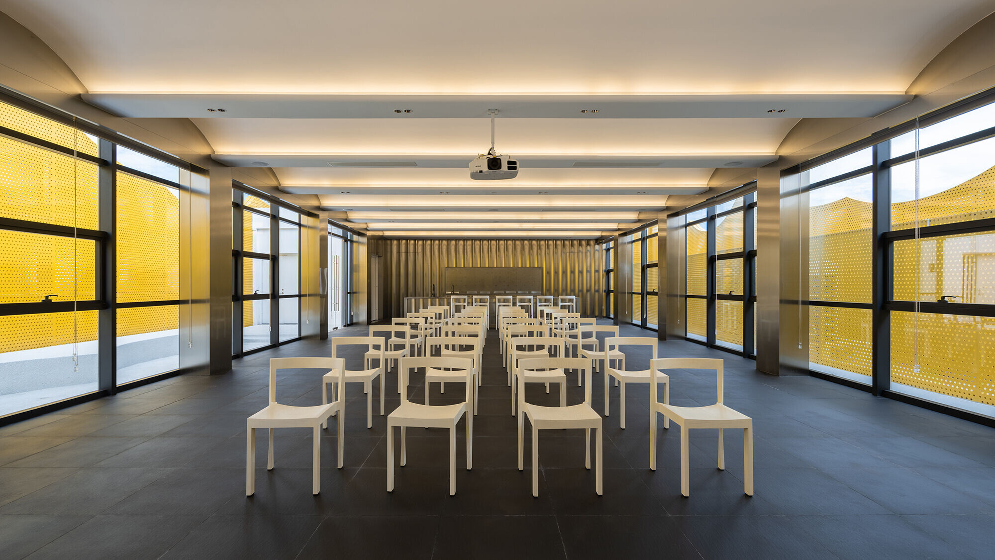 https://archello.com/story/115989/attachments/photos-videos/40 photo_credit CreatAR Images