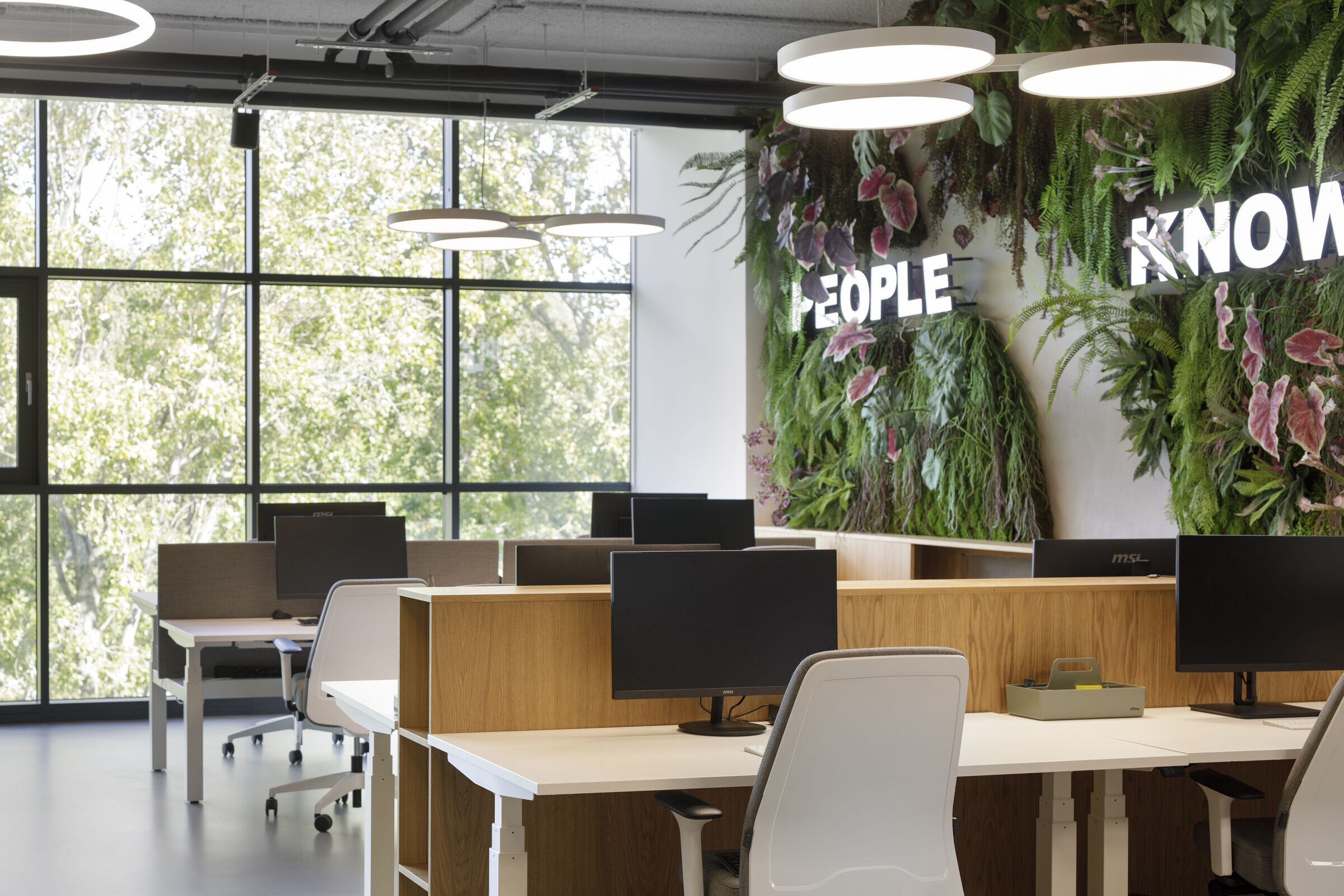 https://archello.com/story/116307/attachments/photos-videos/10 photo_credit © Ewout Huibers