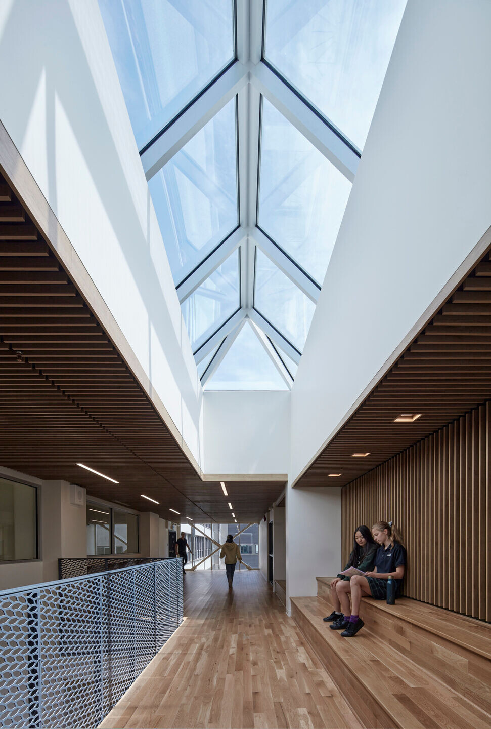 https://archello.com/story/116396/attachments/photos-videos/6 photo_credit James Brittain