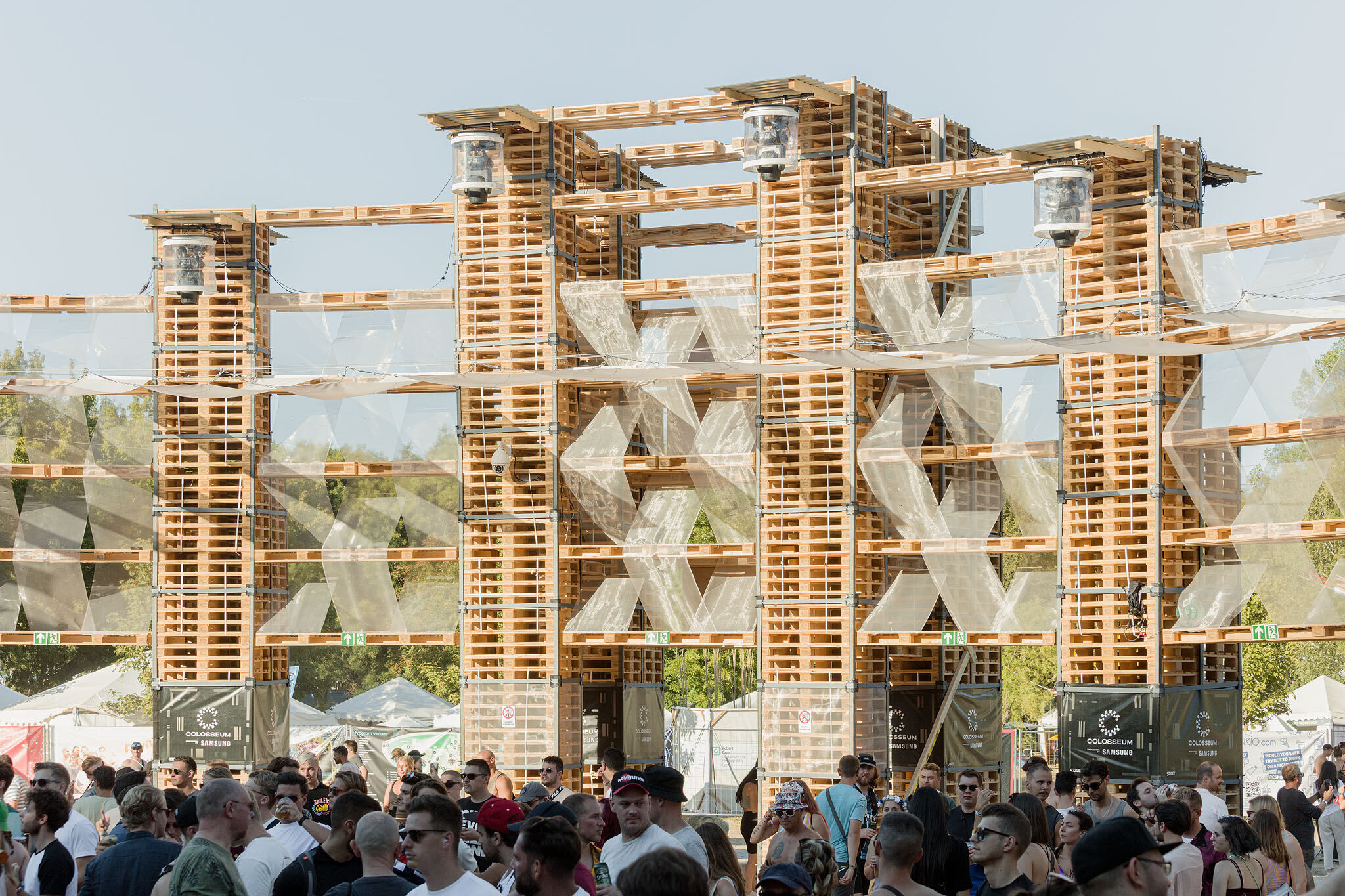 https://archello.com/story/116581/attachments/photos-videos/4 photo_credit Balazs Danyi