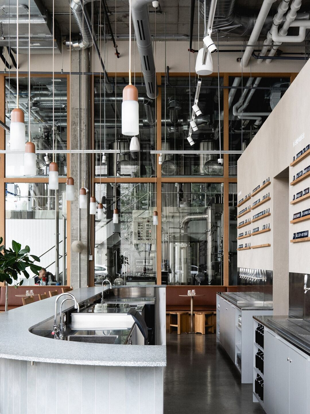 https://archello.com/story/116758/attachments/photos-videos/5 photo_credit Raphaël Thibodeau