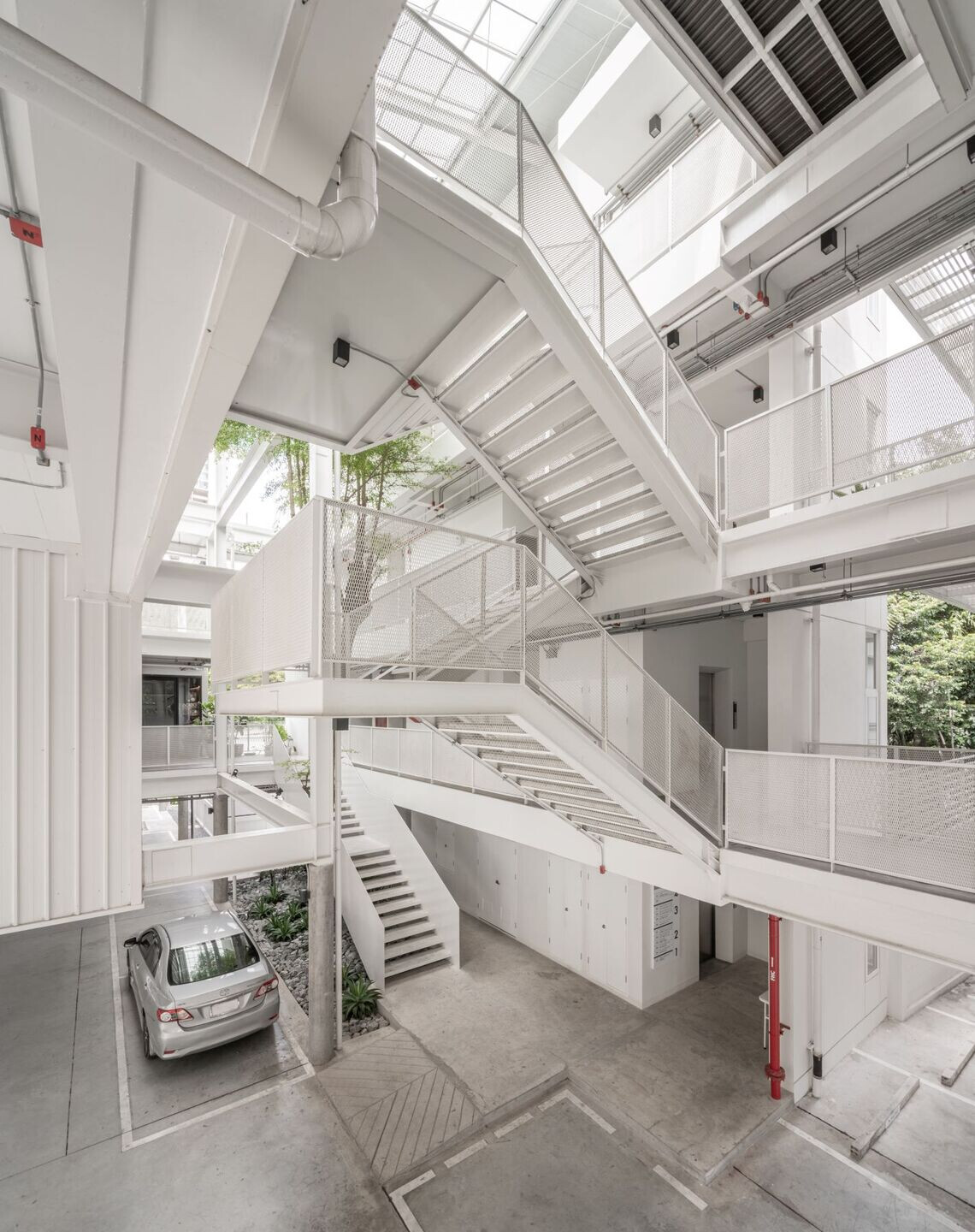 https://archello.com/story/116796/attachments/photos-videos/7 photo_credit DOF Sky Ground