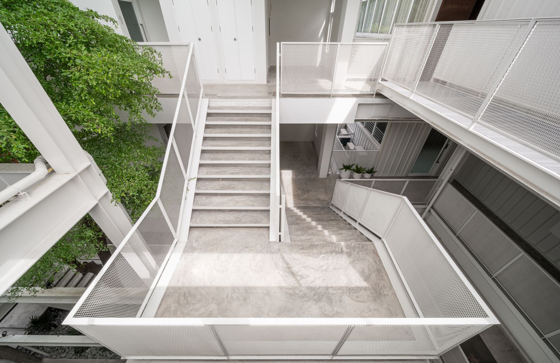 https://archello.com/story/116796/attachments/photos-videos/11 photo_credit DOF Sky Ground