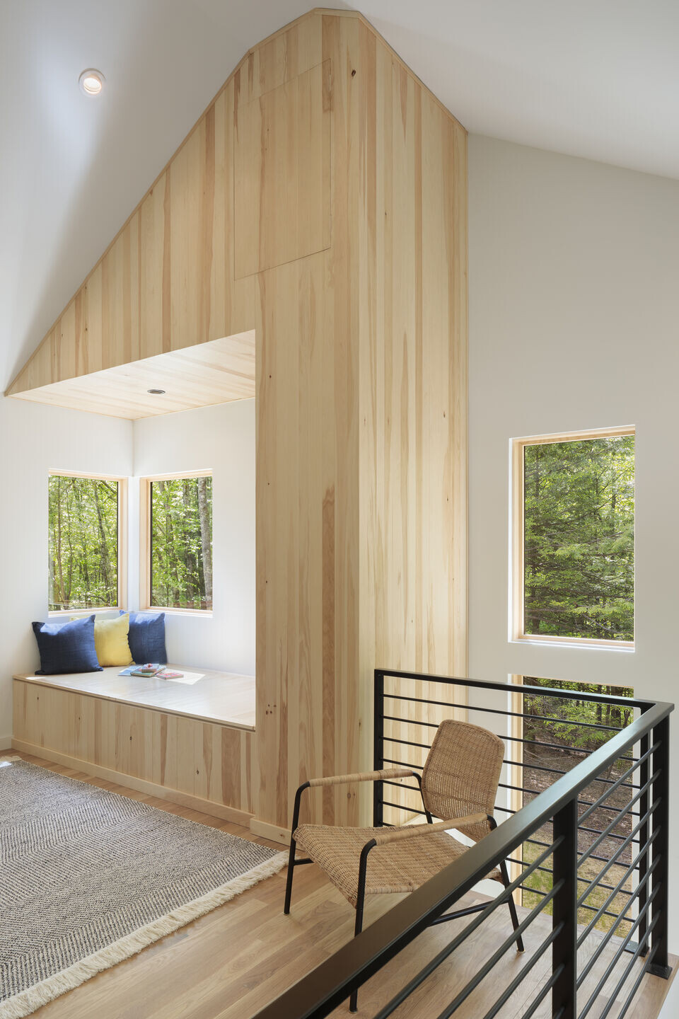 https://archello.com/story/116837/attachments/photos-videos/10 photo_credit Brad Feinknopf