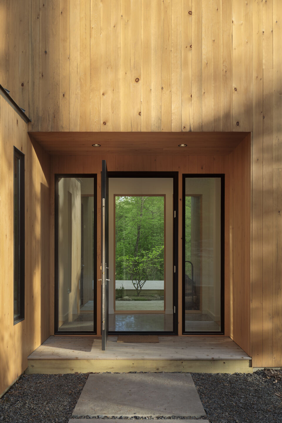 https://archello.com/story/116837/attachments/photos-videos/6 photo_credit Brad Feinknopf
