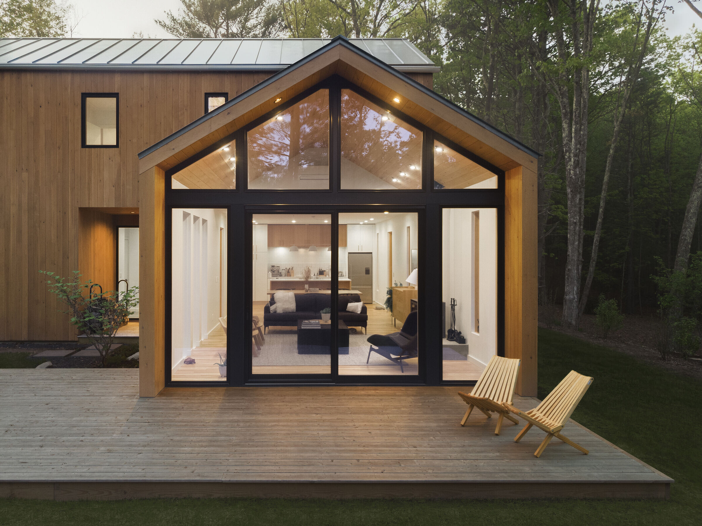 https://archello.com/story/116837/attachments/photos-videos/3 photo_credit Brad Feinknopf