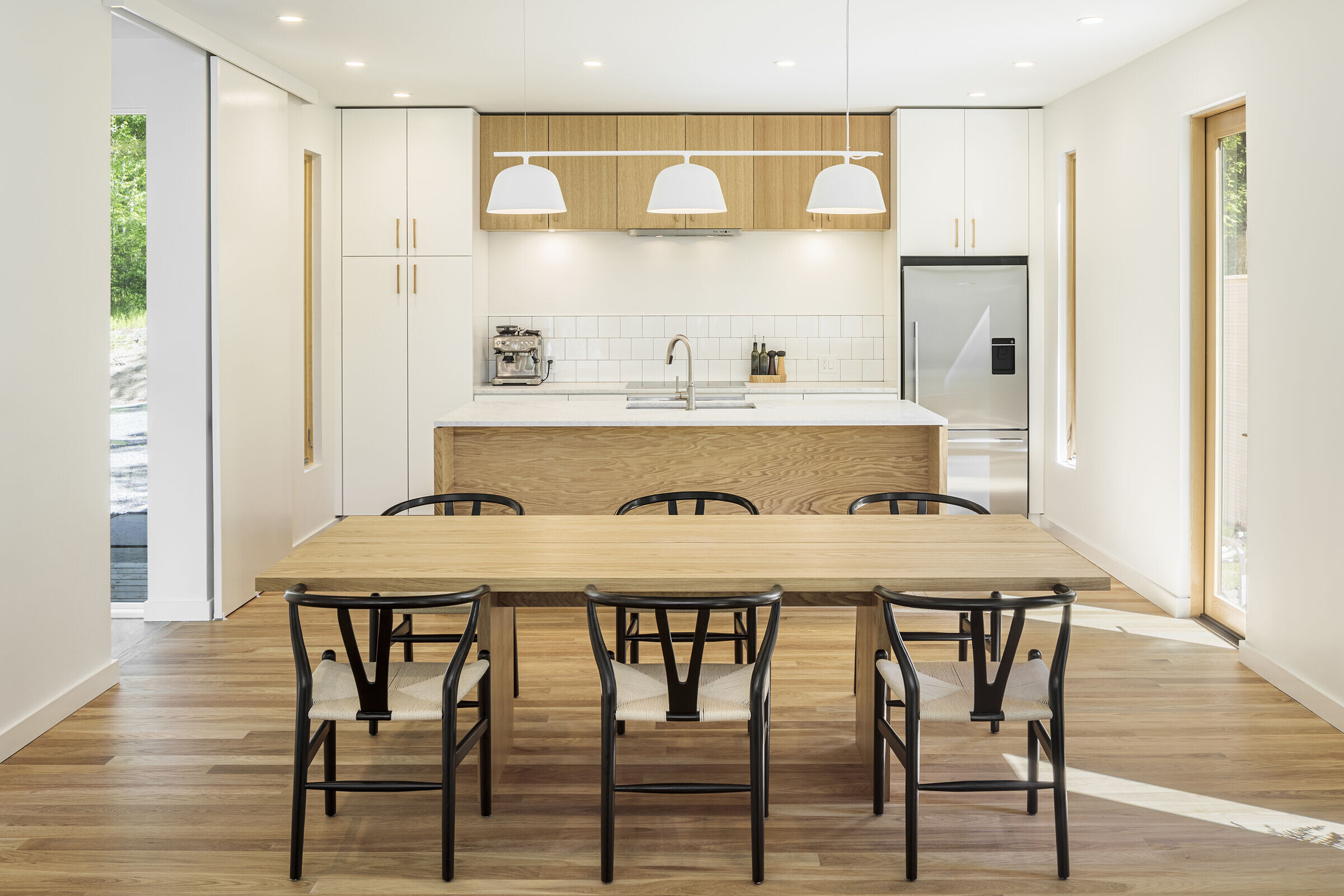 https://archello.com/story/116837/attachments/photos-videos/12 photo_credit Brad Feinknopf