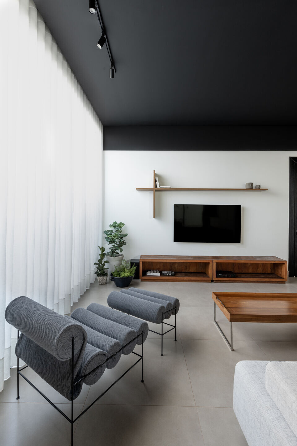 https://archello.com/story/116887/attachments/photos-videos/8 photo_credit Gabriela Mestriner