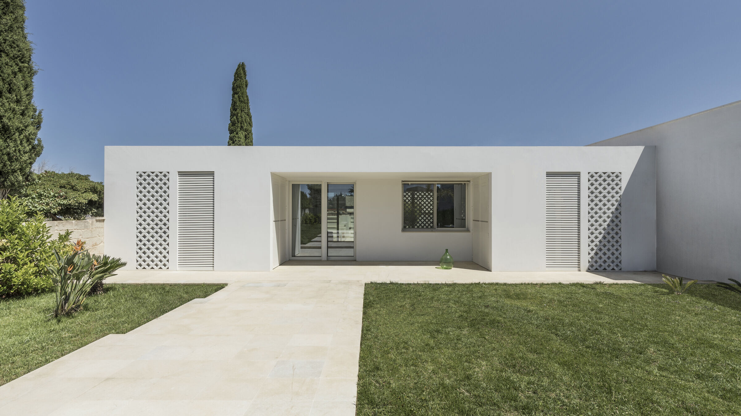 https://archello.com/story/116973/attachments/photos-videos/10 photo_credit Studio Daido