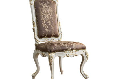Baroque side chair in ivory white finish and curved legs by Modenese