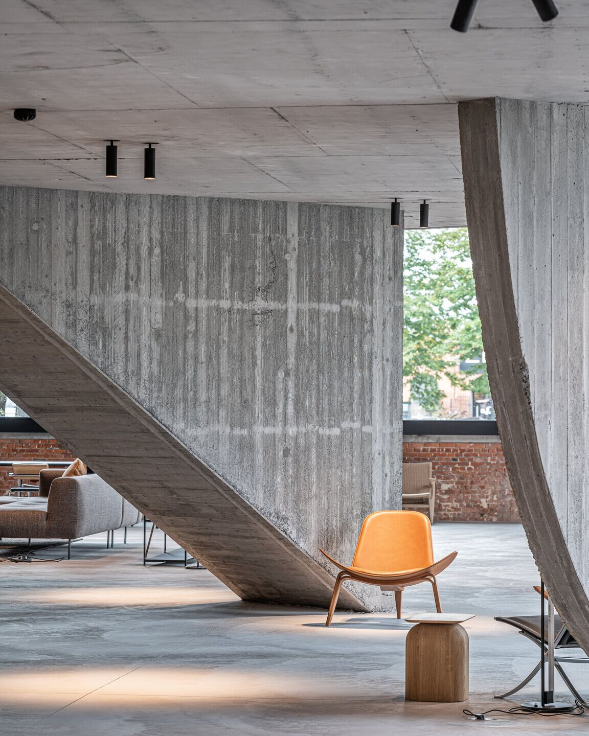https://archello.com/story/116943/attachments/photos-videos/12 photo_credit Ypsilon Business Photography