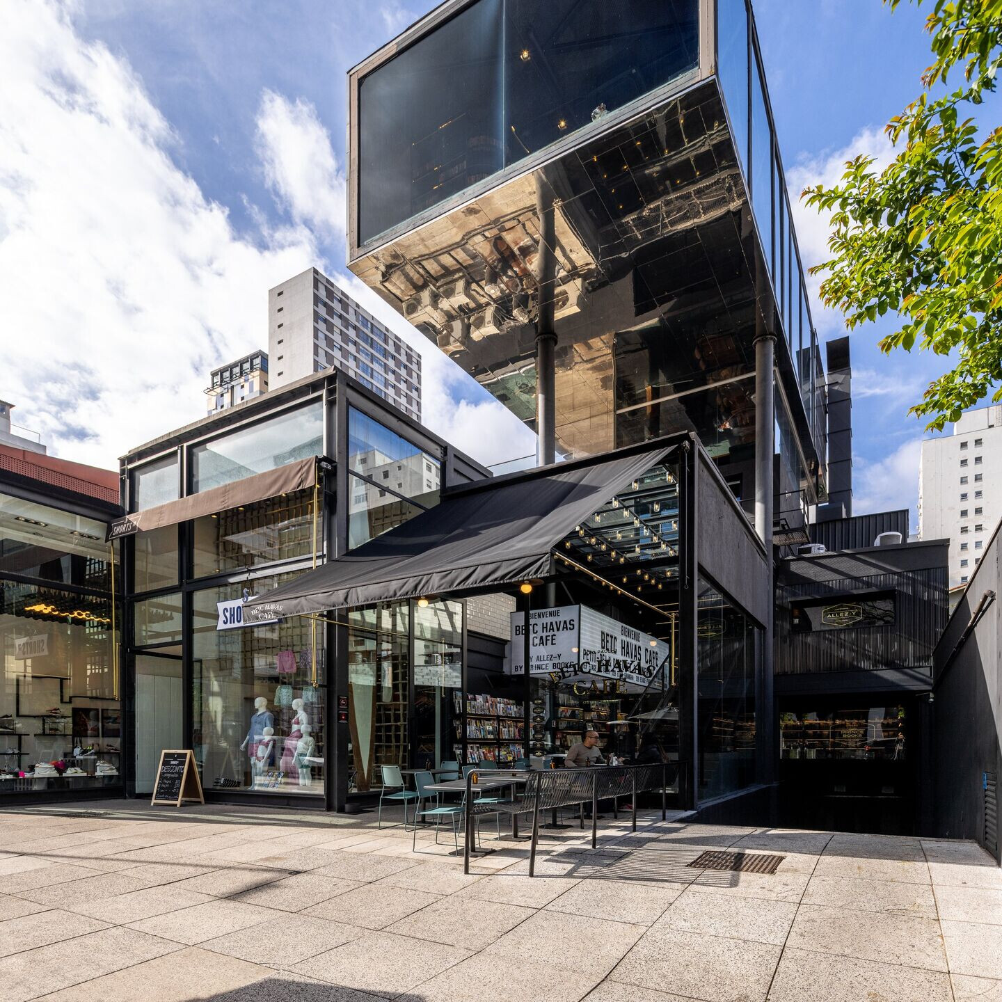 https://archello.com/story/116940/attachments/photos-videos/4 photo_credit Manuel Sá