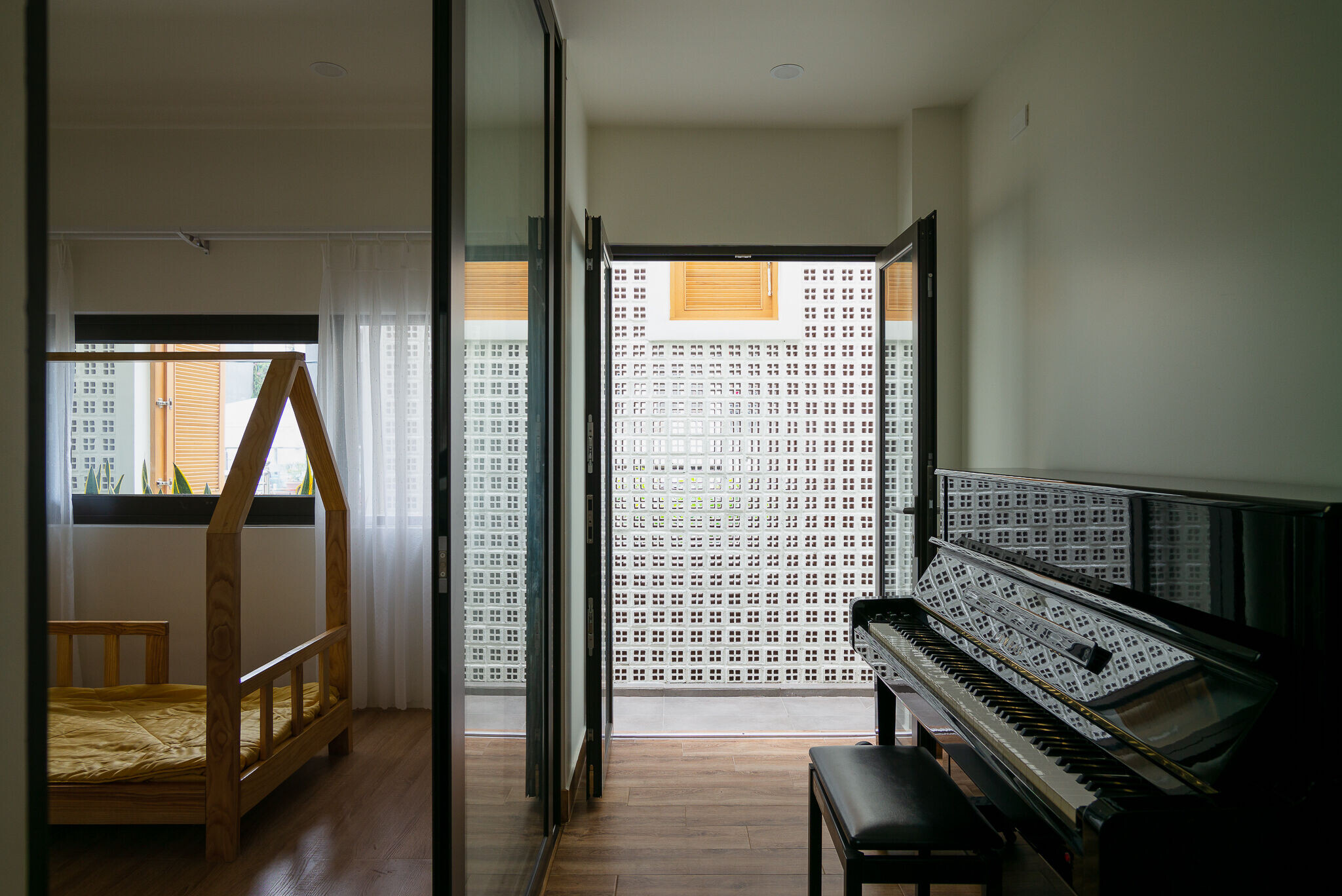 https://archello.com/story/117020/attachments/photos-videos/30 photo_credit Quang Tran