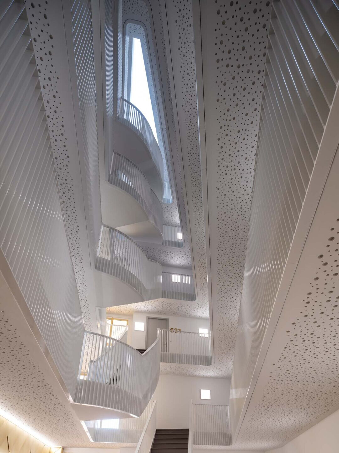 https://archello.com/story/117001/attachments/photos-videos/17 photo_credit Ossip van Duivenbode