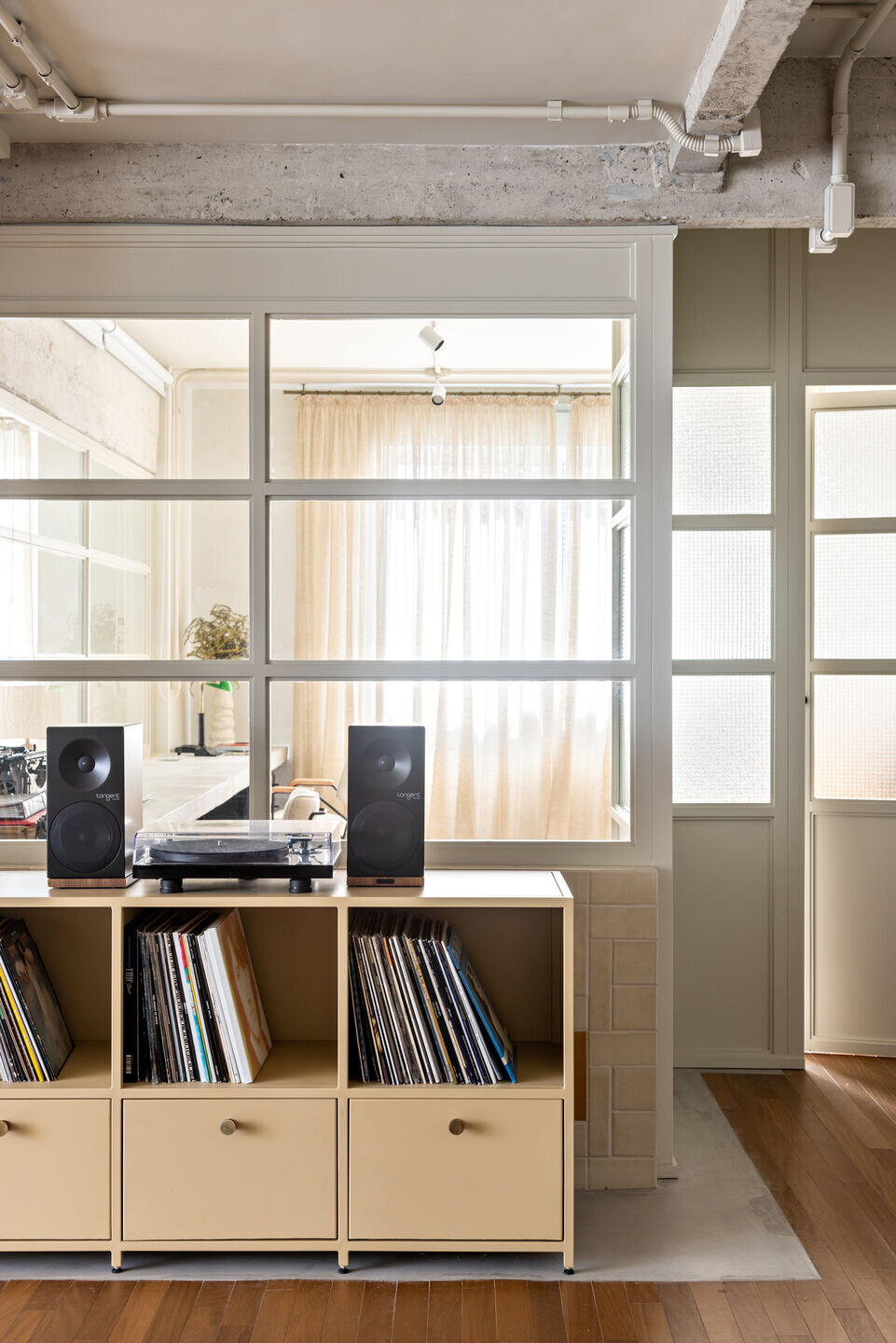 https://archello.com/story/117024/attachments/photos-videos/27 photo_credit Fran Parente